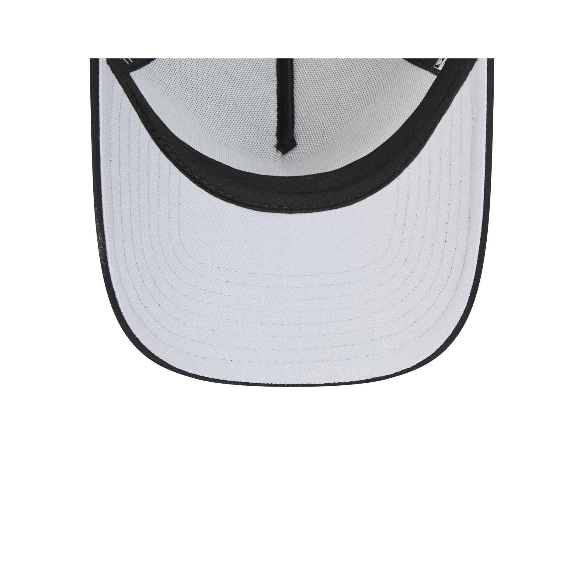 Las Vegas Raiders Sport Classics 9FORTY A-Frame Trucker Hat