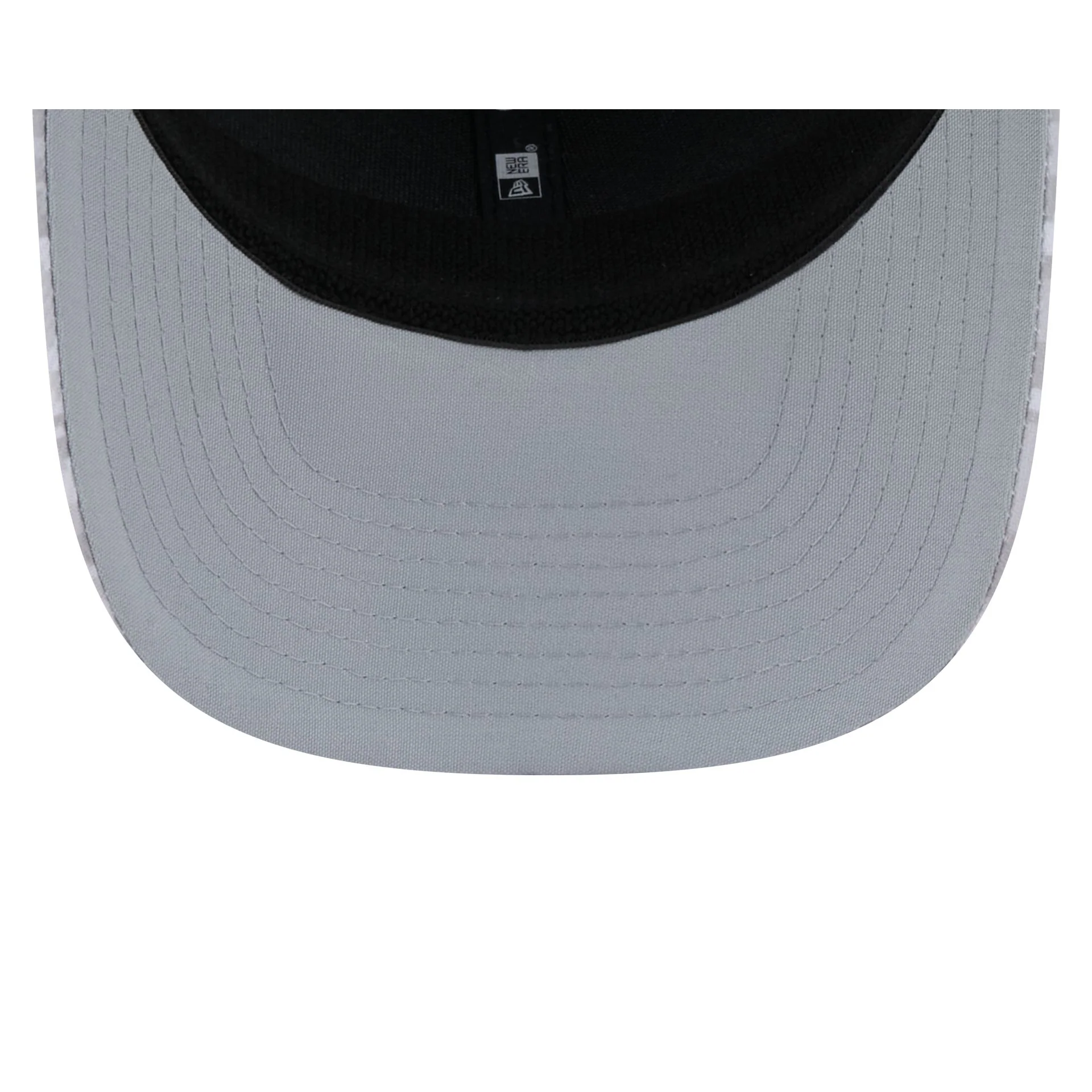 Baltimore Ravens 2024 Salute to Service 9SEVENTY Trucker Hat