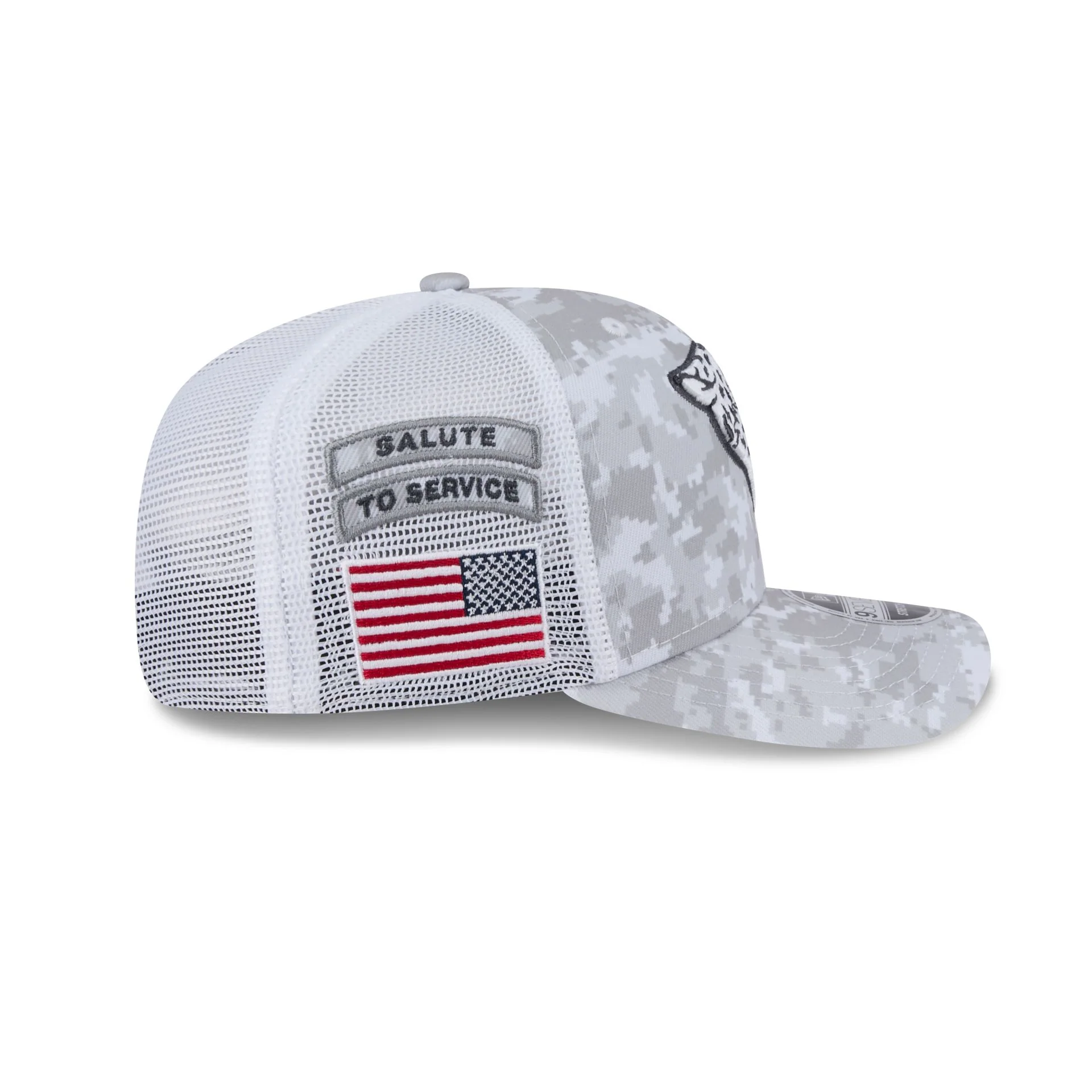 Jacksonville Jaguars 2024 Salute to Service 9SEVENTY Trucker Hat