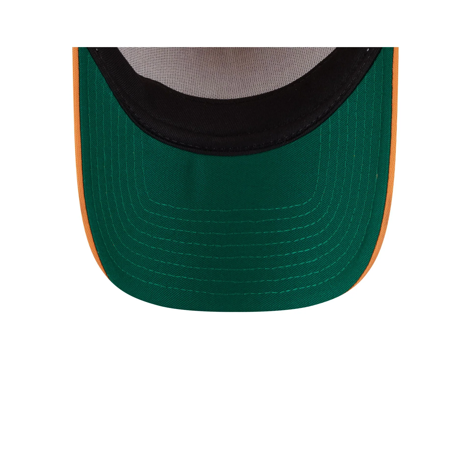 Tampa Bay Buccaneers Distressed 9FORTY A-Frame Trucker Hat