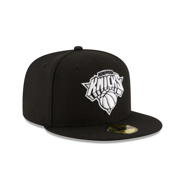 New York Knicks Black & White 59FIFTY Fitted Hat