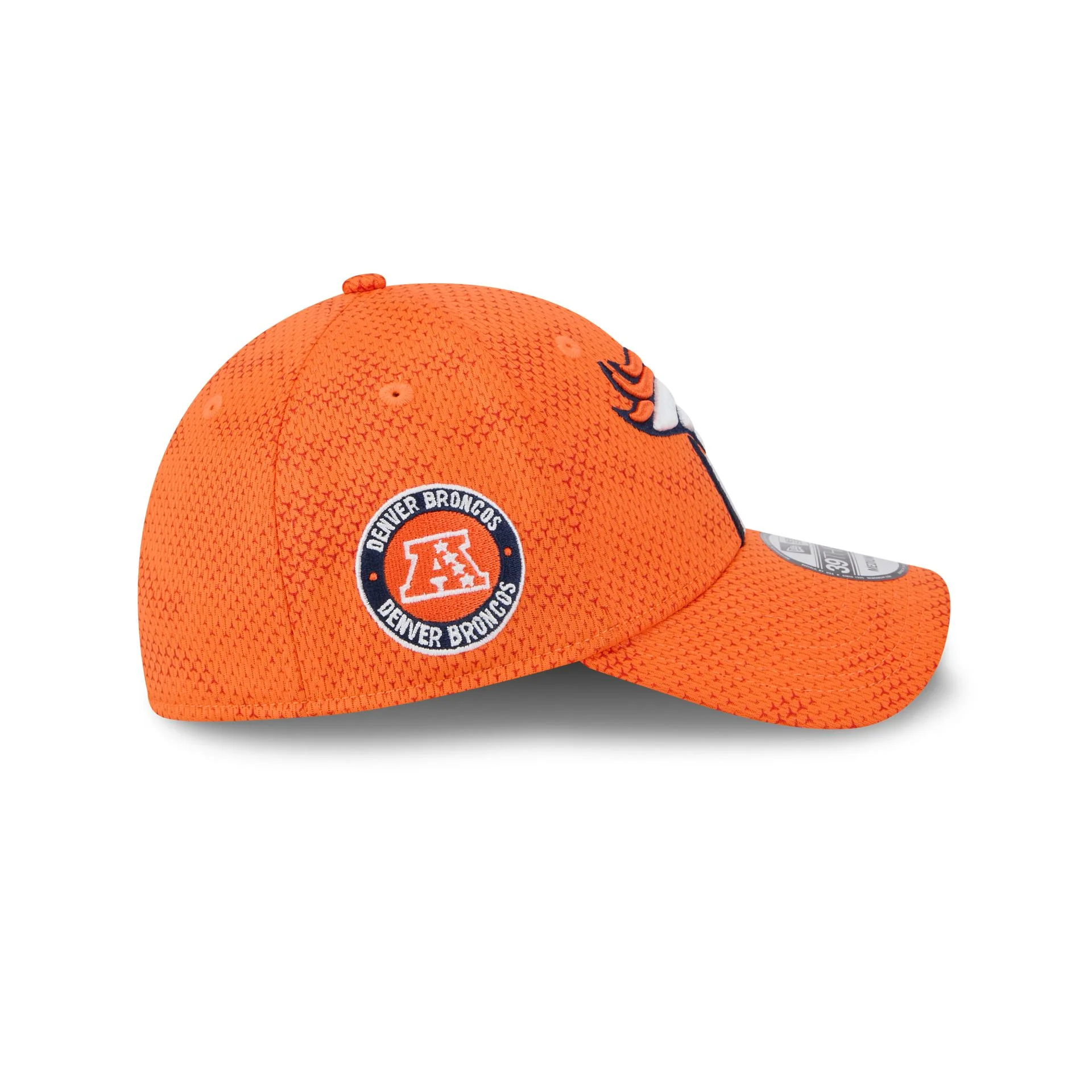 Denver Broncos 2024 Sideline 39THIRTY Stretch Fit Hat