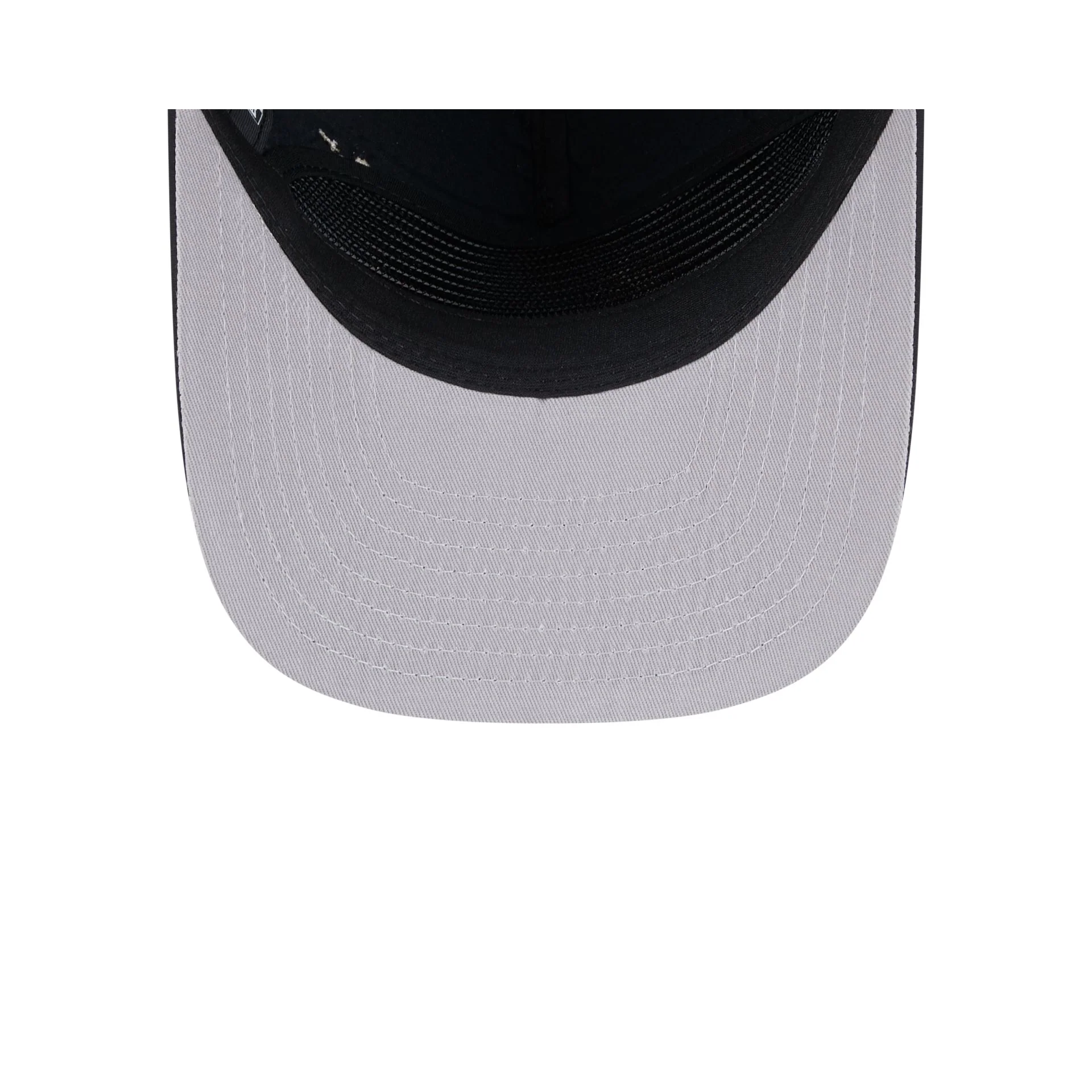 Chicago Bulls Throwback Brush Golfer Hat