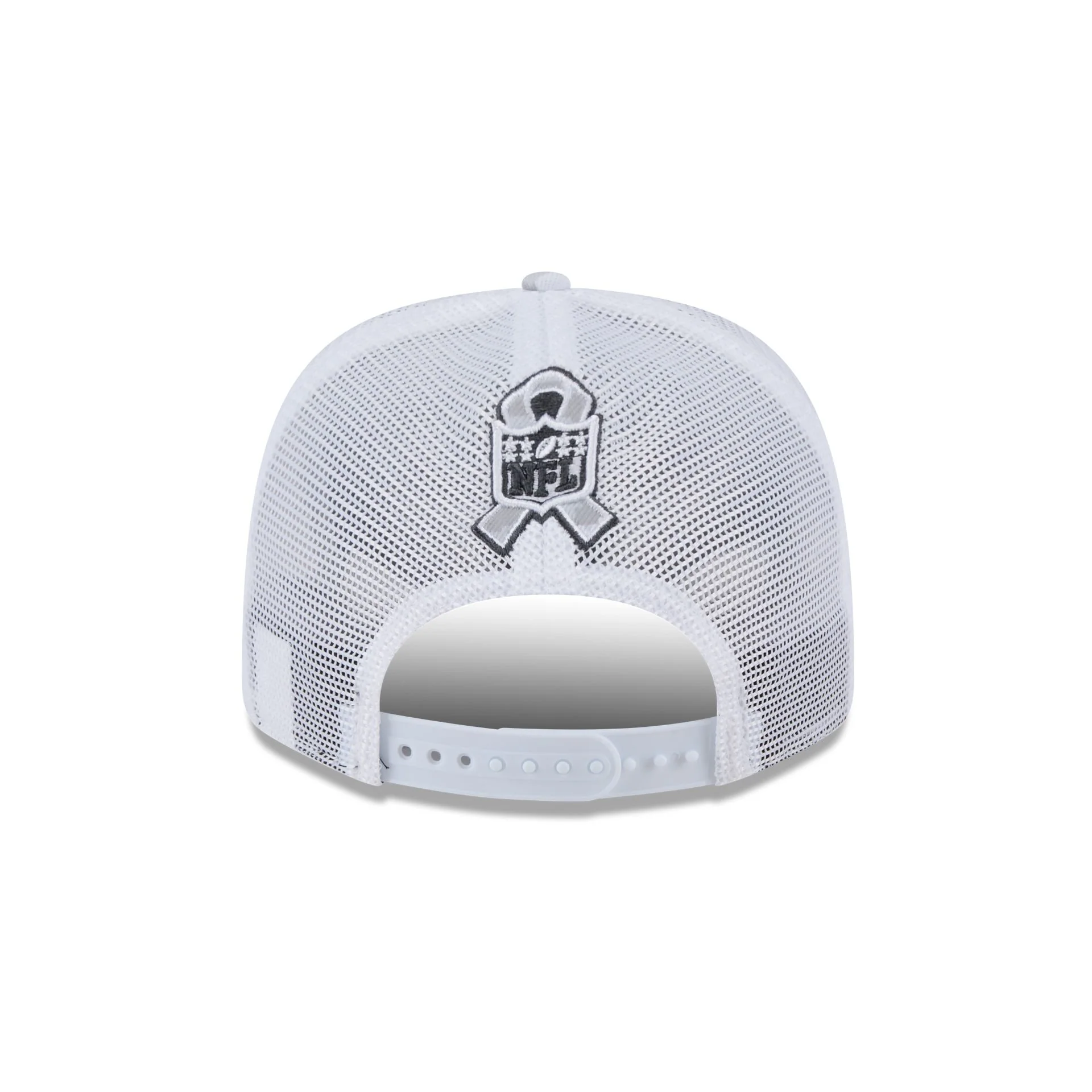 Los Angeles Rams 2024 Salute to Service 9SEVENTY Trucker Hat