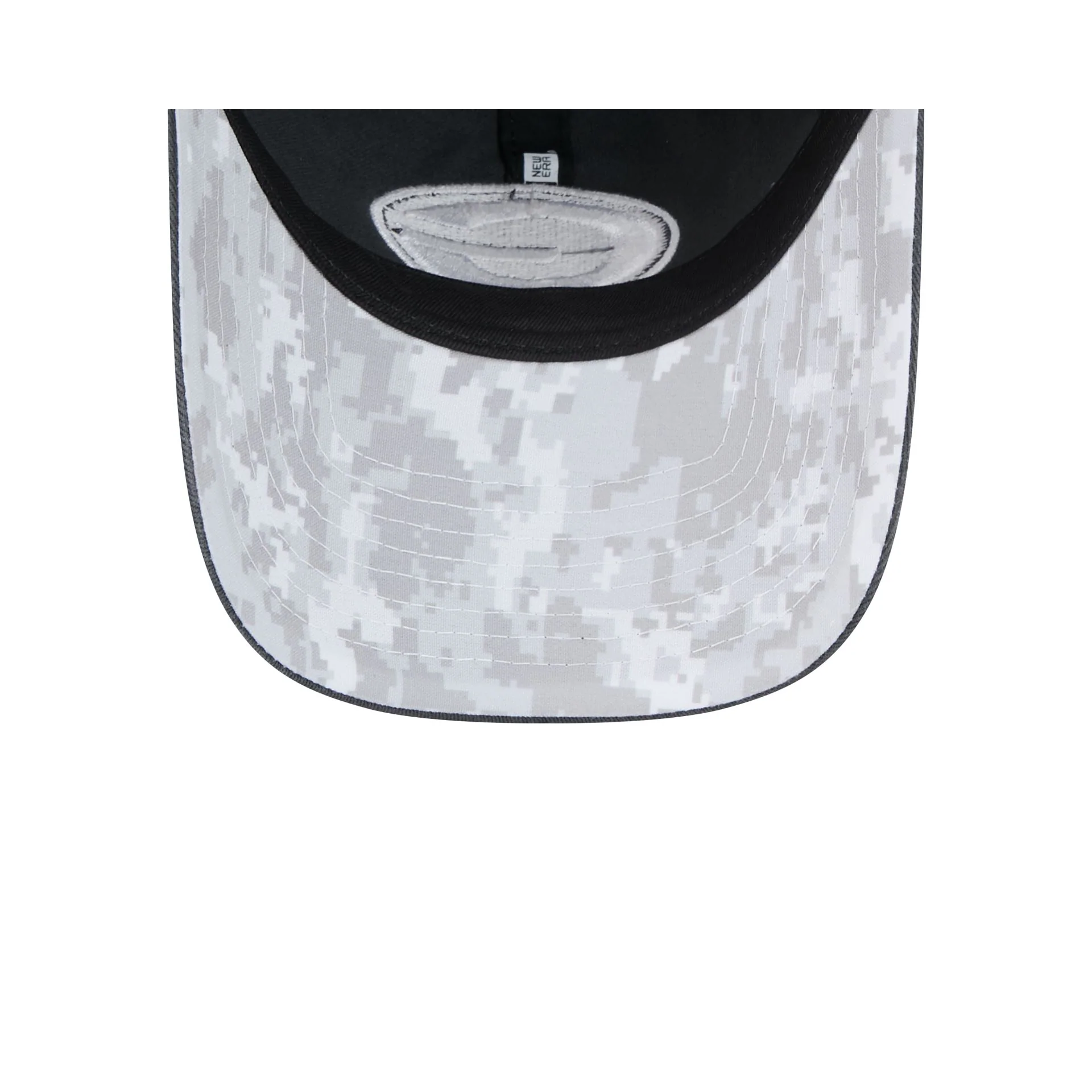 Green Bay Packers 2024 Salute to Service 9TWENTY Adjustable Hat