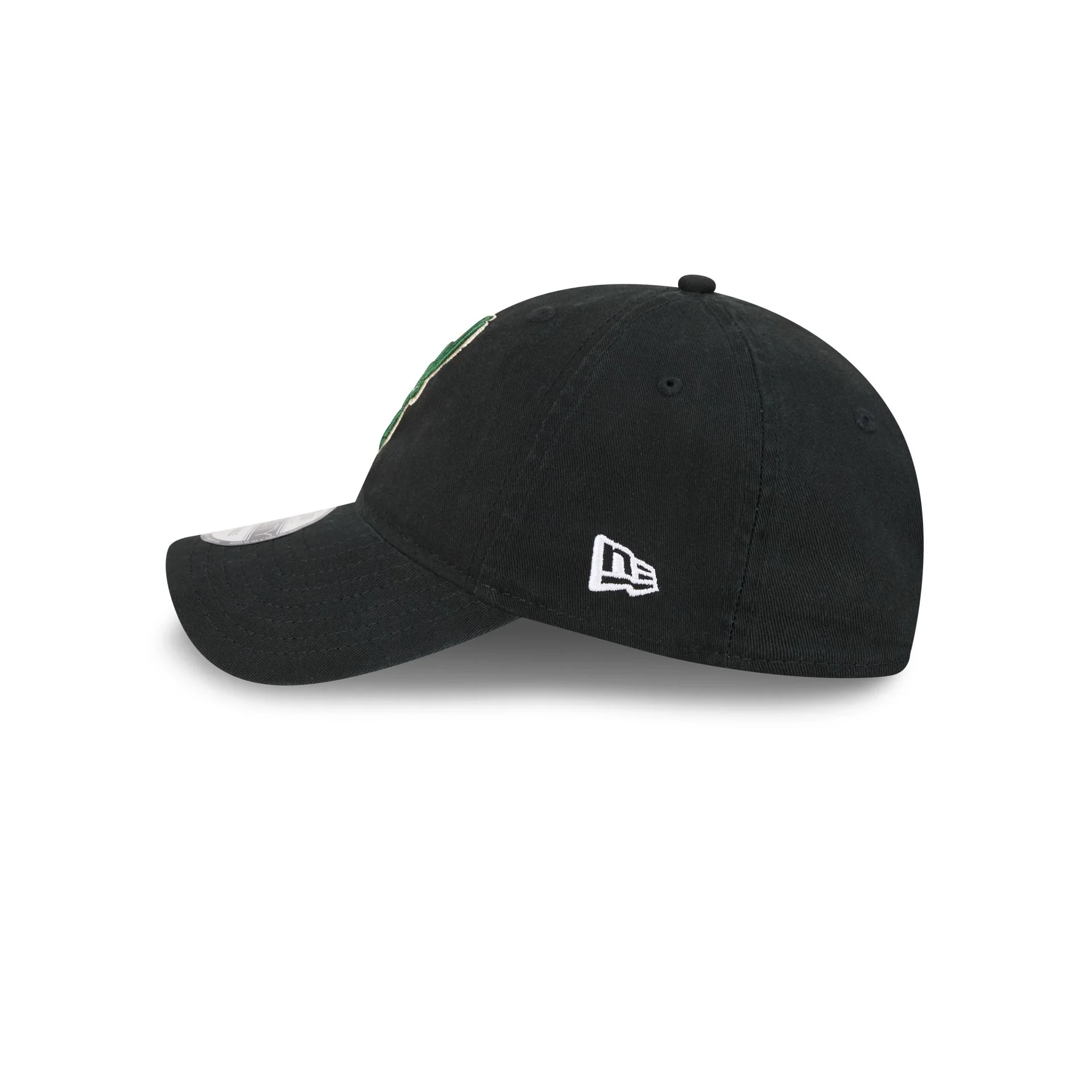 Milwaukee Bucks Black 9TWENTY Adjustable Hat