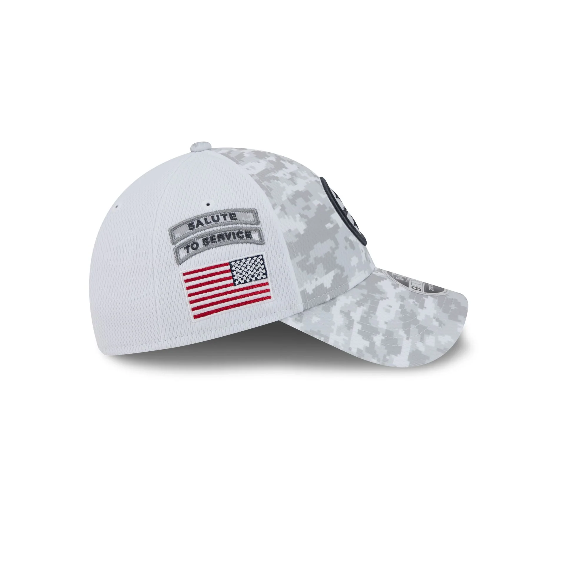 Pittsburgh Steelers 2024 Salute to Service 9FORTY Stretch-Snap Hat