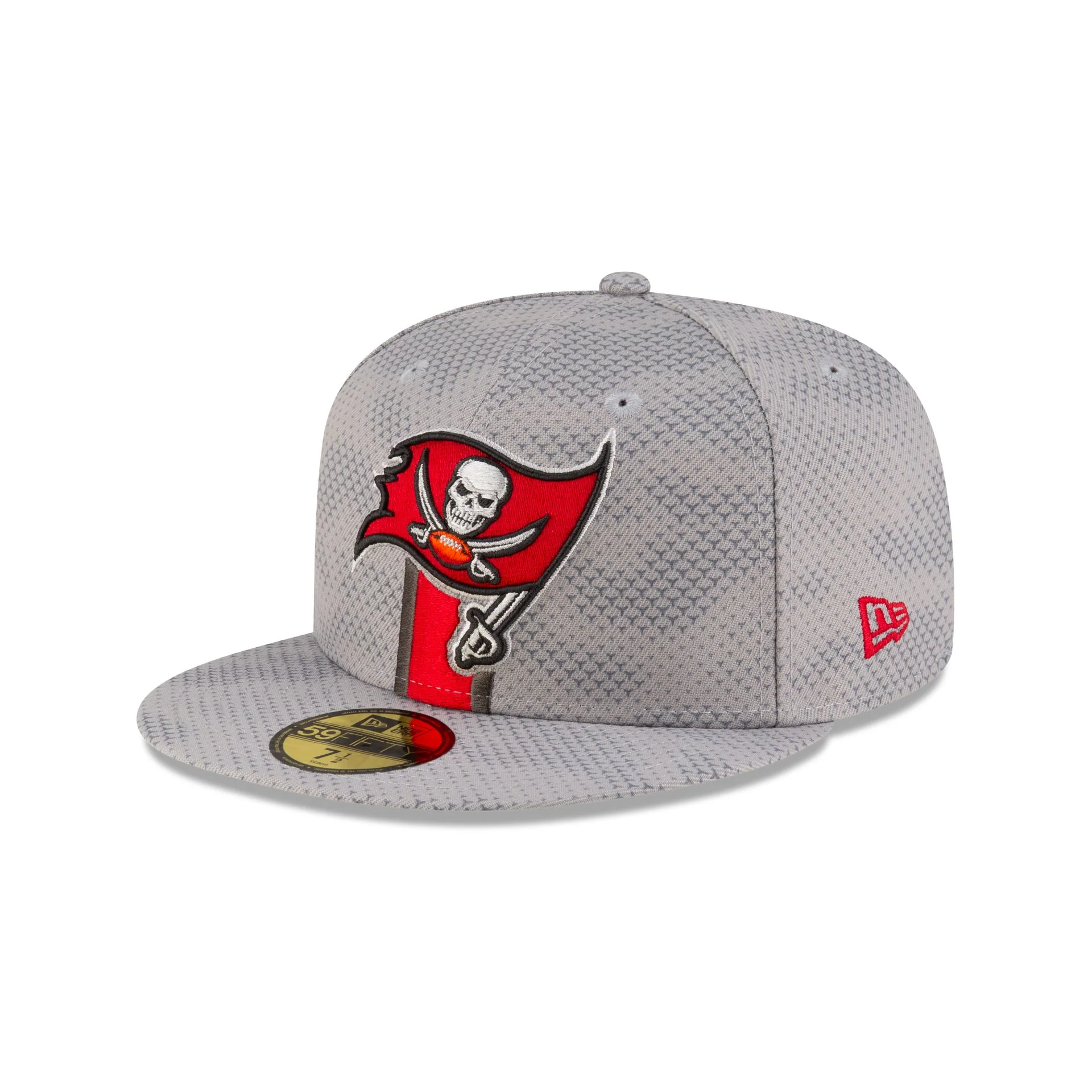 Tampa Bay Buccaneers 2024 Sideline Gray 59FIFTY Fitted Hat