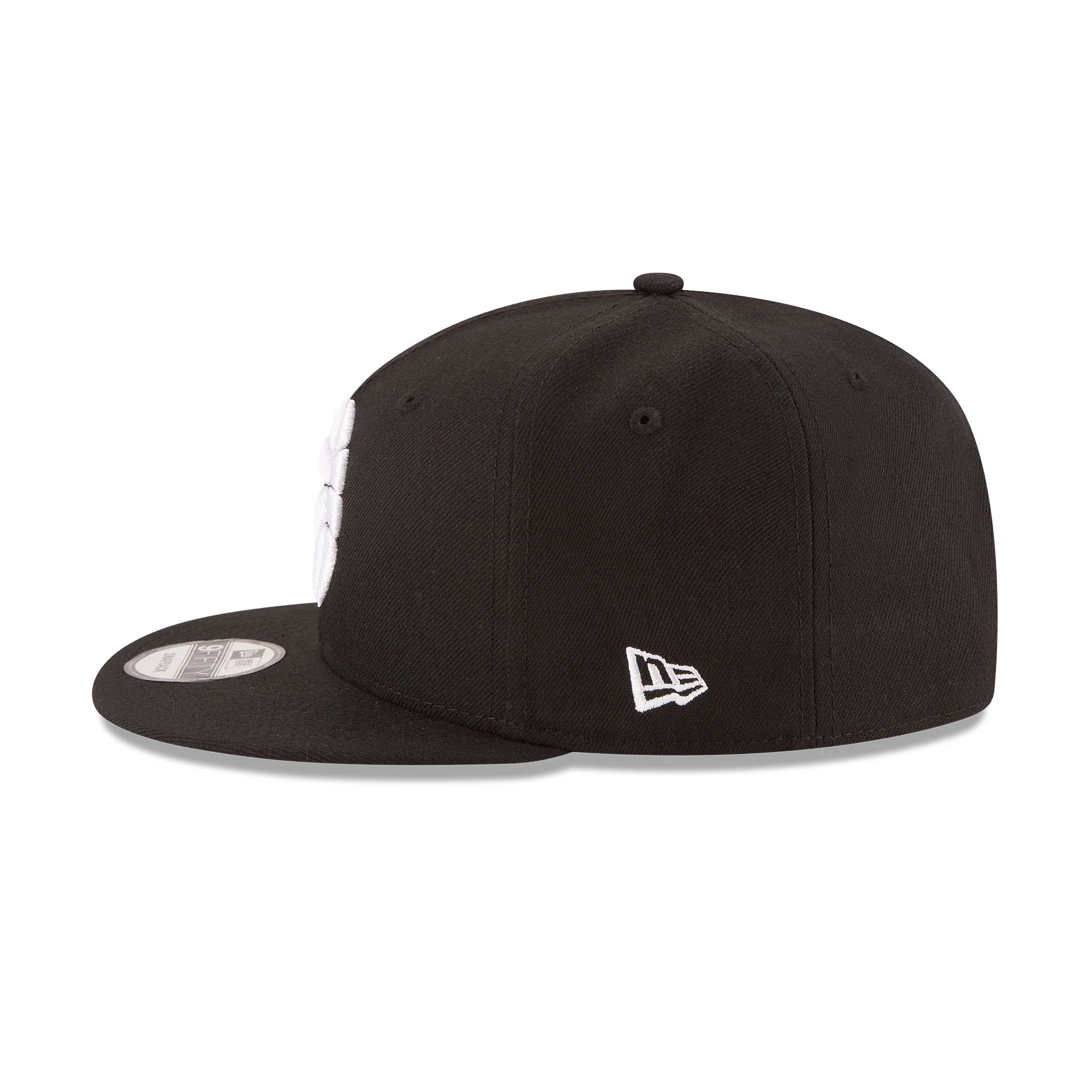 Toronto Raptors Basic Black & White 9FIFTY Snapback Hat