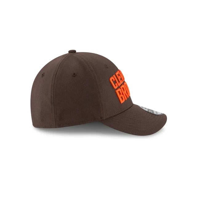 Cleveland Browns Team Classic 39THIRTY Stretch Fit Hat