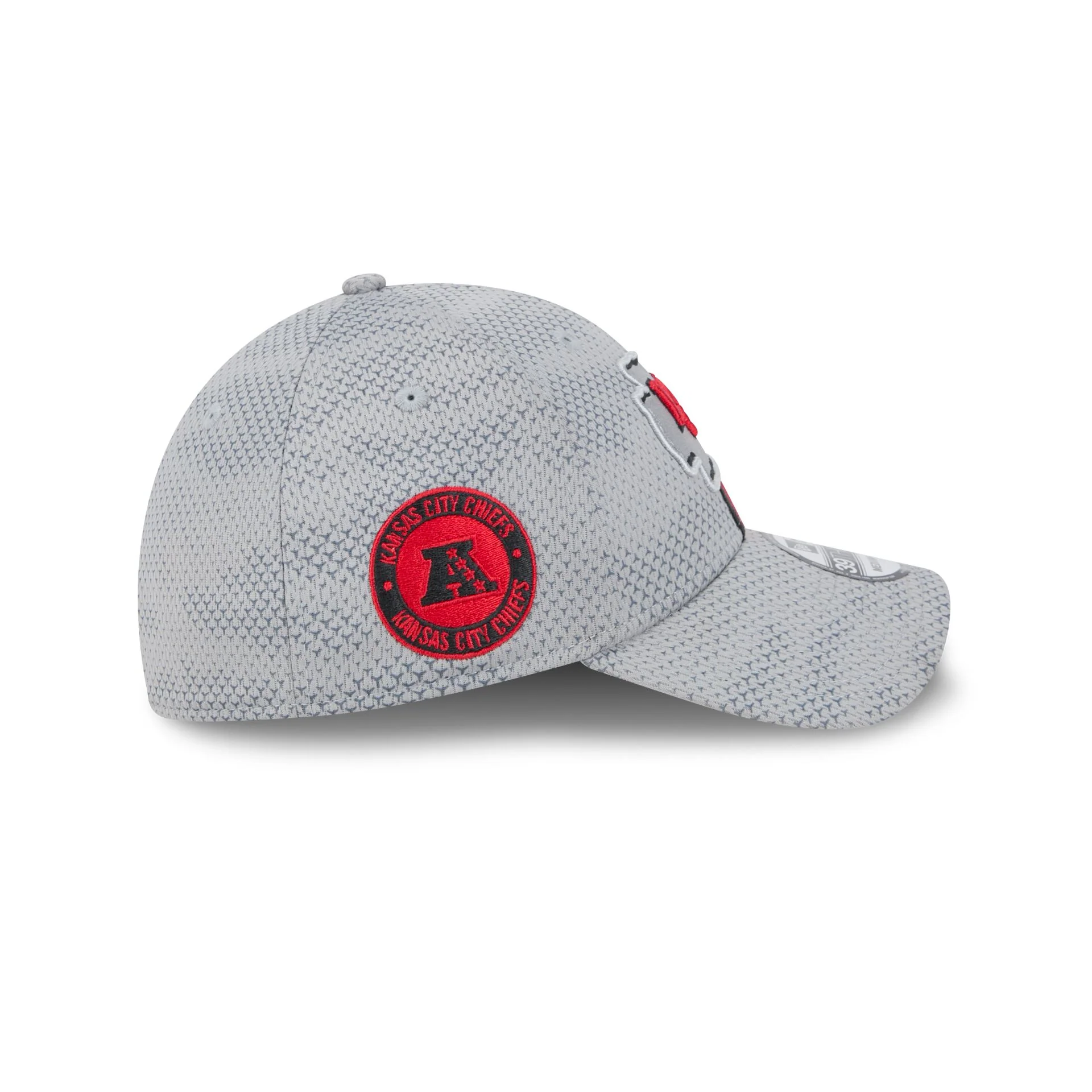 Kansas City Chiefs 2024 Sideline Gray 39THIRTY Stretch Fit Hat