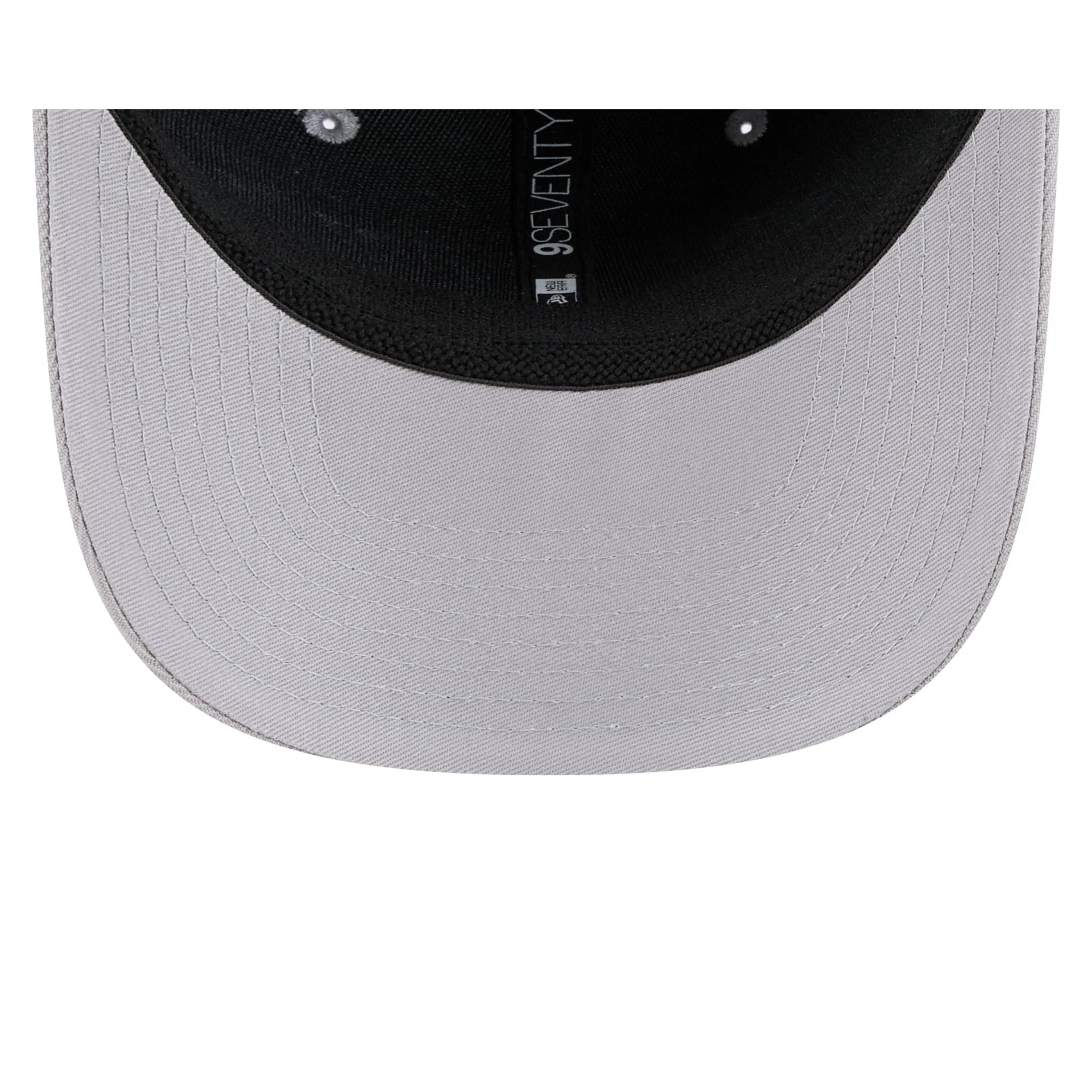 Brooklyn Nets 2024 City Edition 9SEVENTY Stretch-Snap Hat