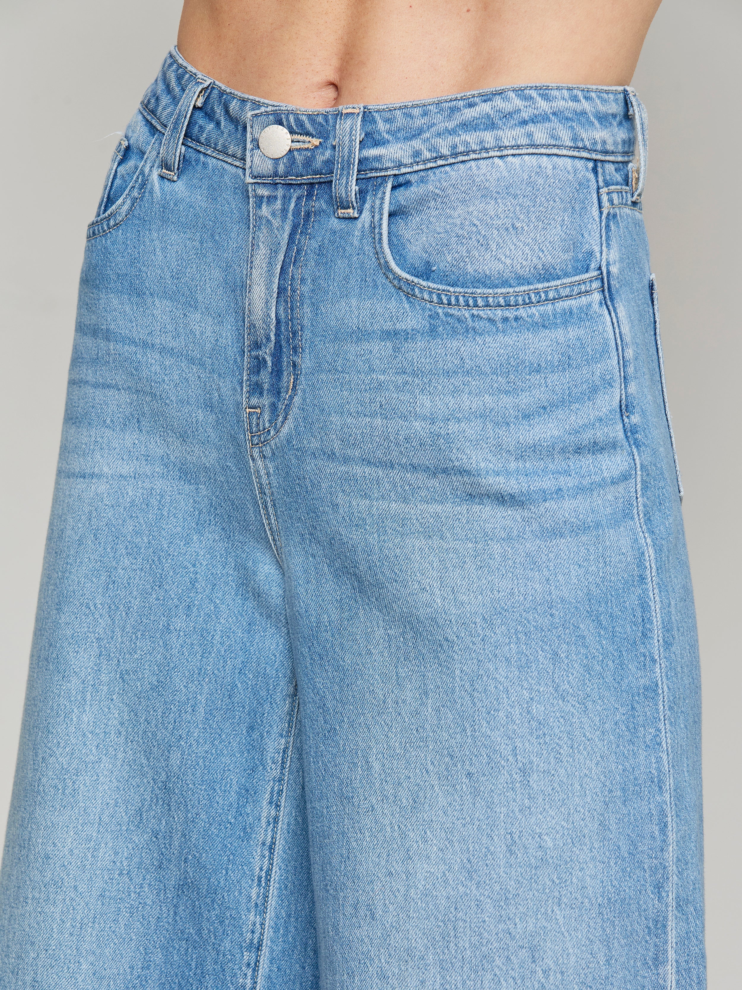 Quincy Wide-Leg Jean