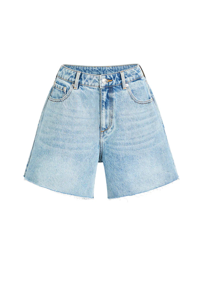 Sabrina Boyfriend Short