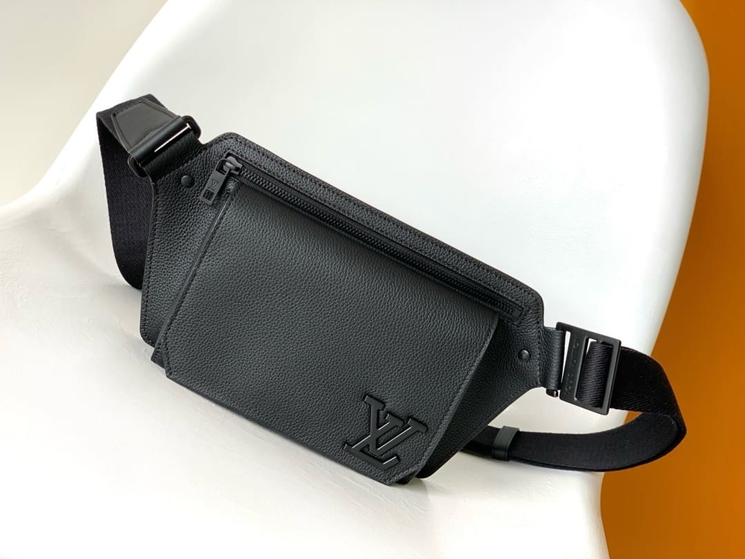 Louis Vuitton M57081 TAKEOFF Shoulder Bag - FrasersFashion