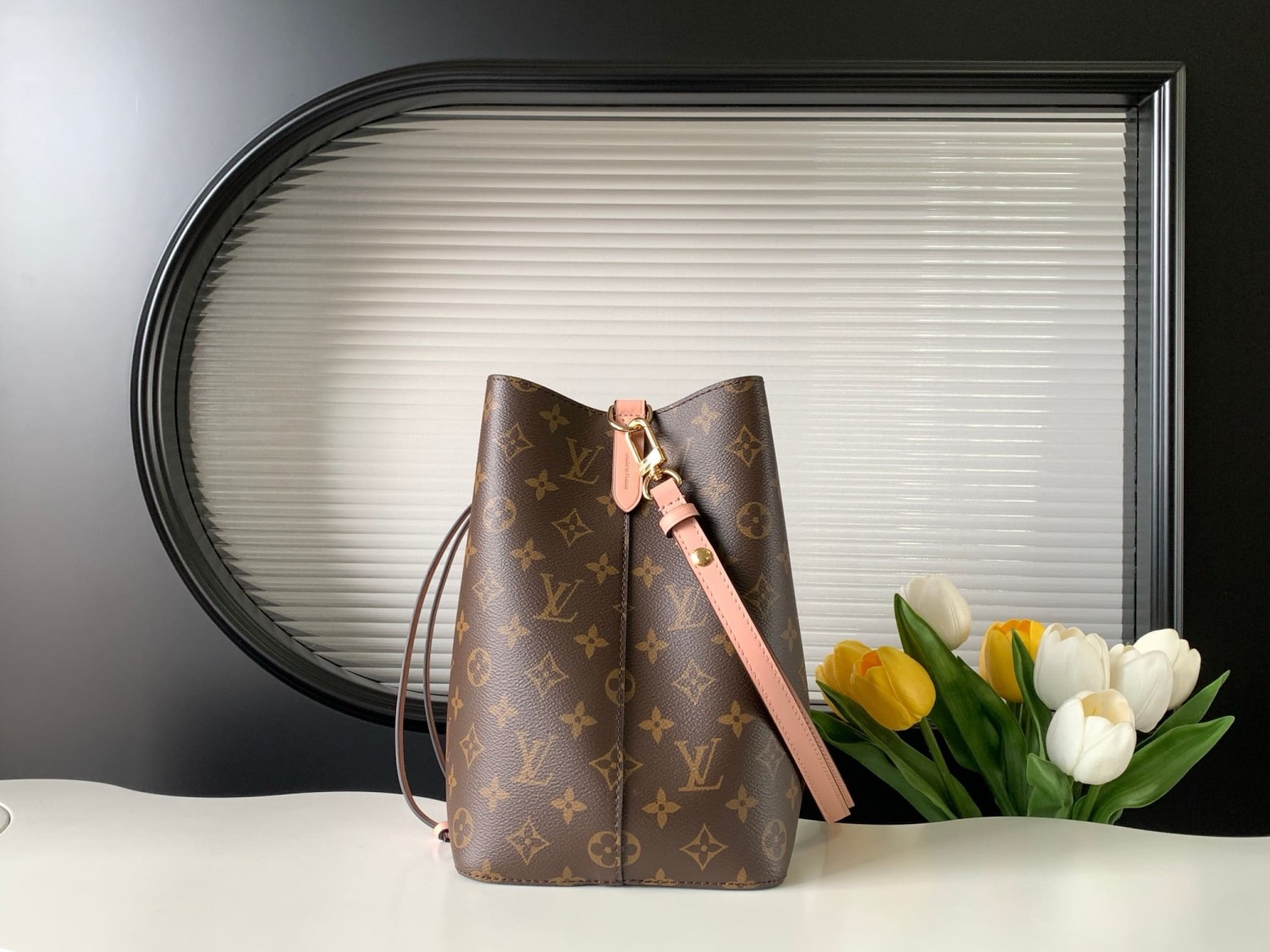 LOUIS VUITTON NéoNoé MM M44022 - FrasersFashion