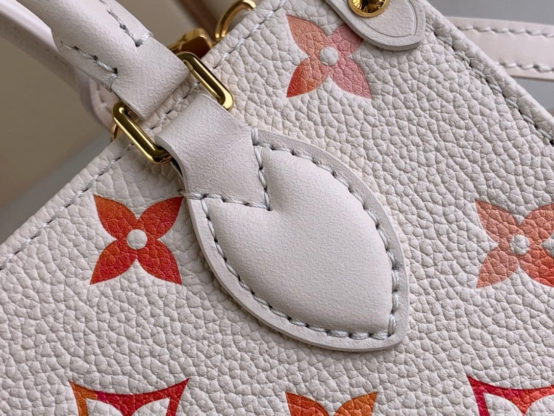 Louis Vuitton M47115 OnTheGo BB - FrasersFashion