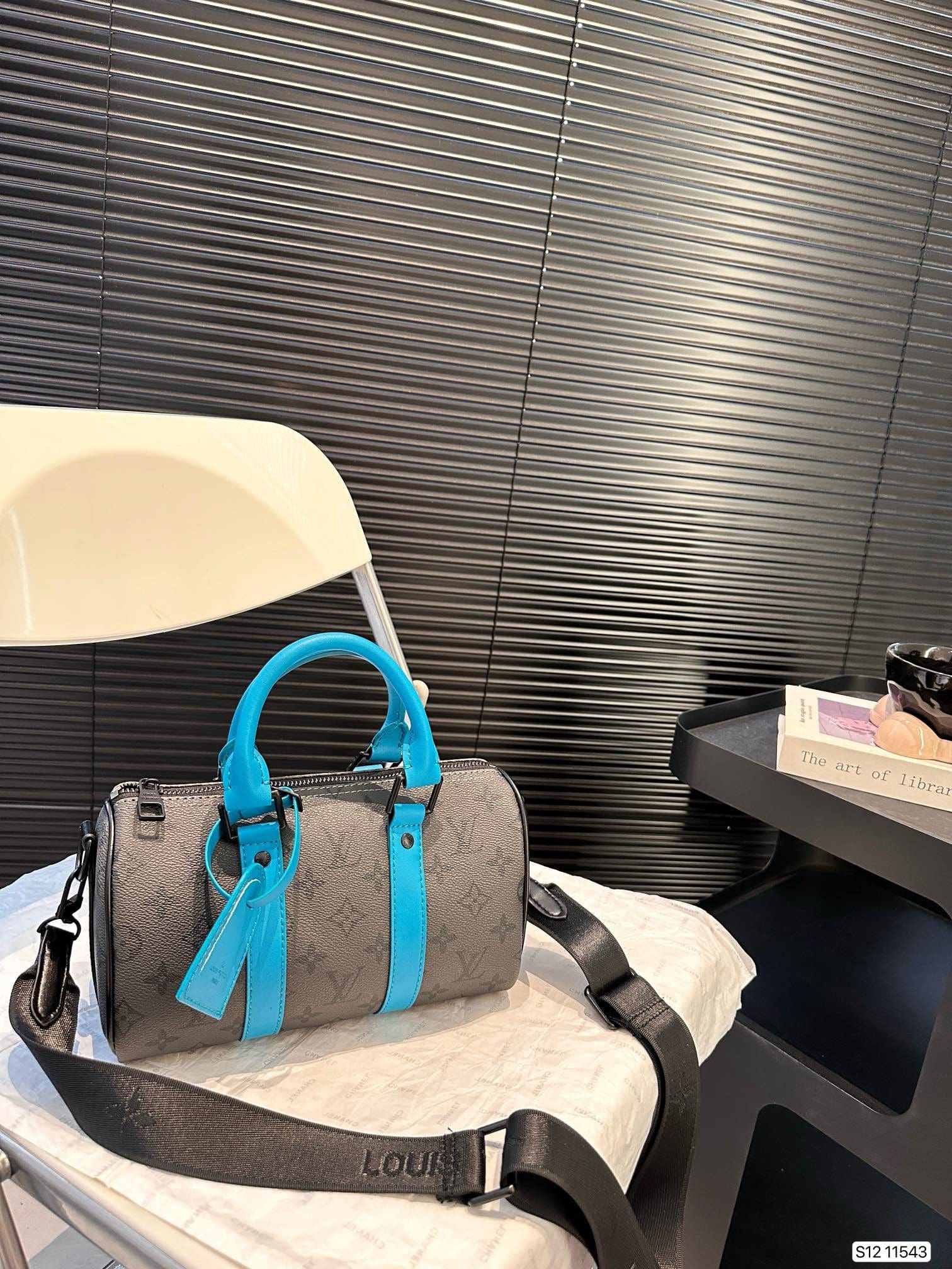 Louis Vuitton M11645 Keepall Bandouli??re 25 - FrasersFashion