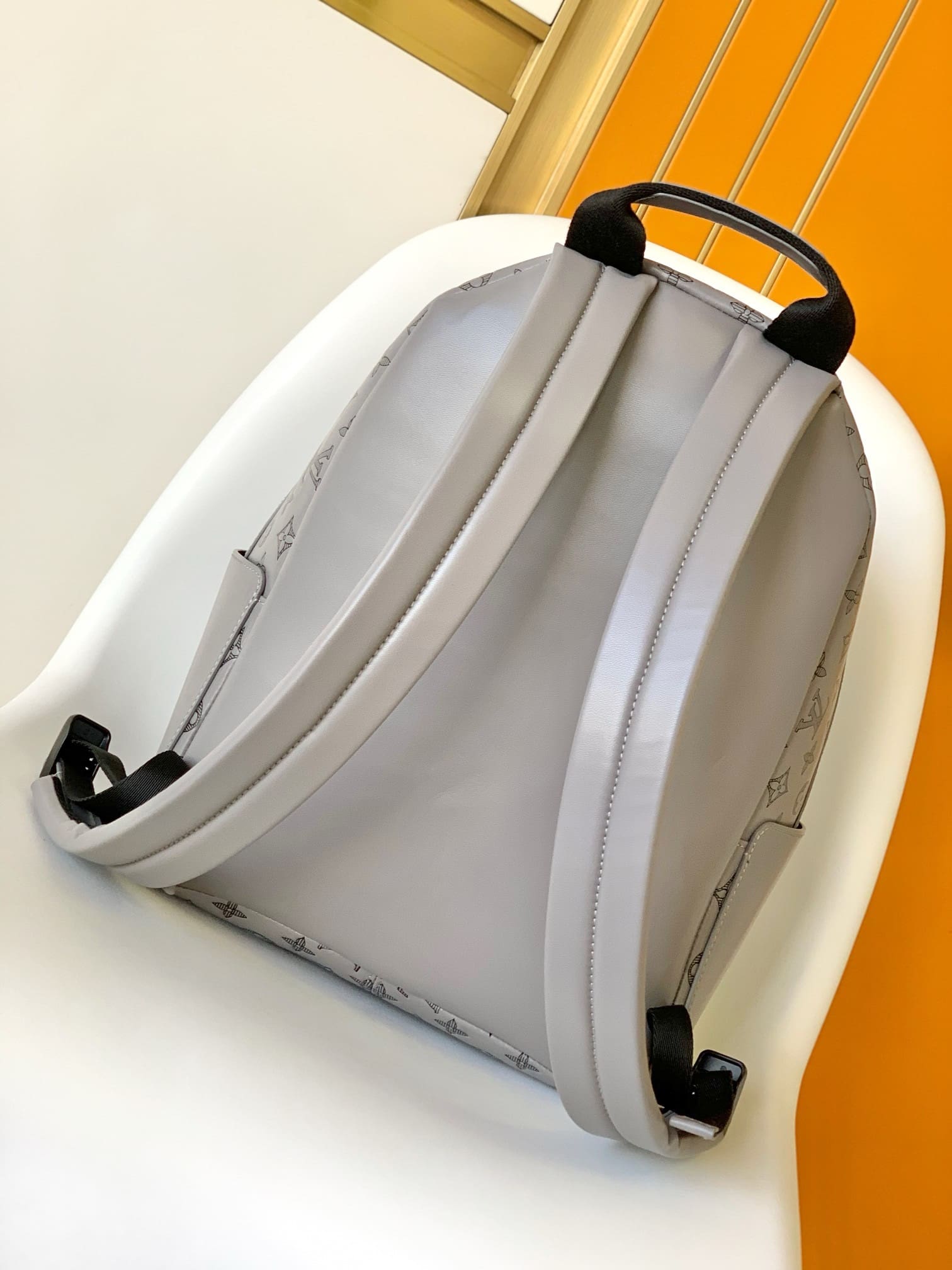 Louis Vuitton M46557 Discovery Backpack - FrasersFashion