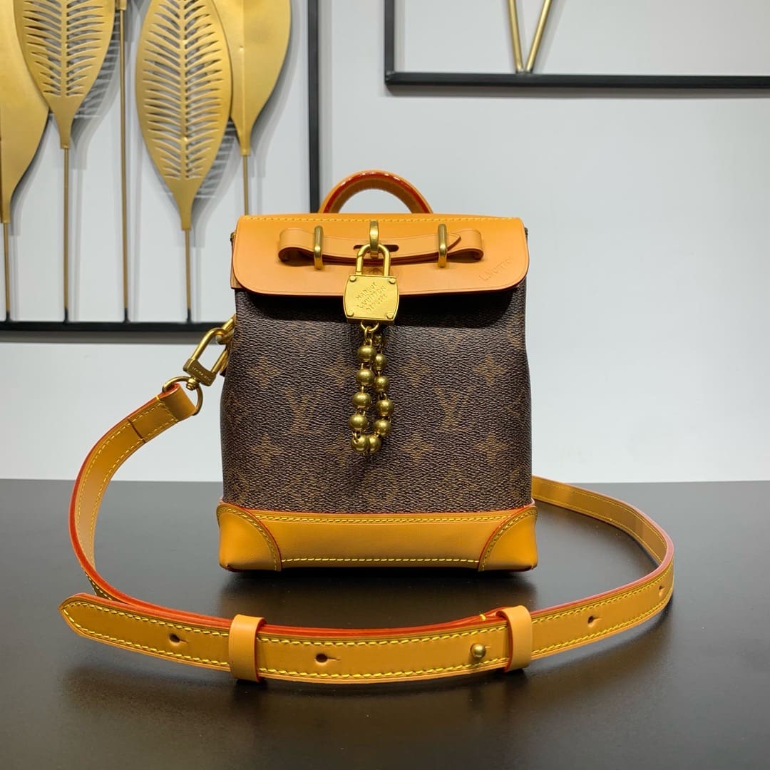 Louis Vuitton M11630 Steamer 15 - FrasersFashion