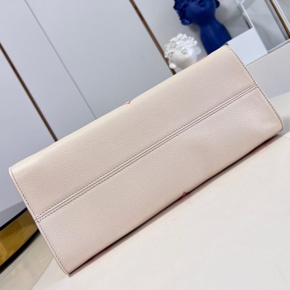 Louis Vuitton OnTheGo MM M21575 - FrasersFashion