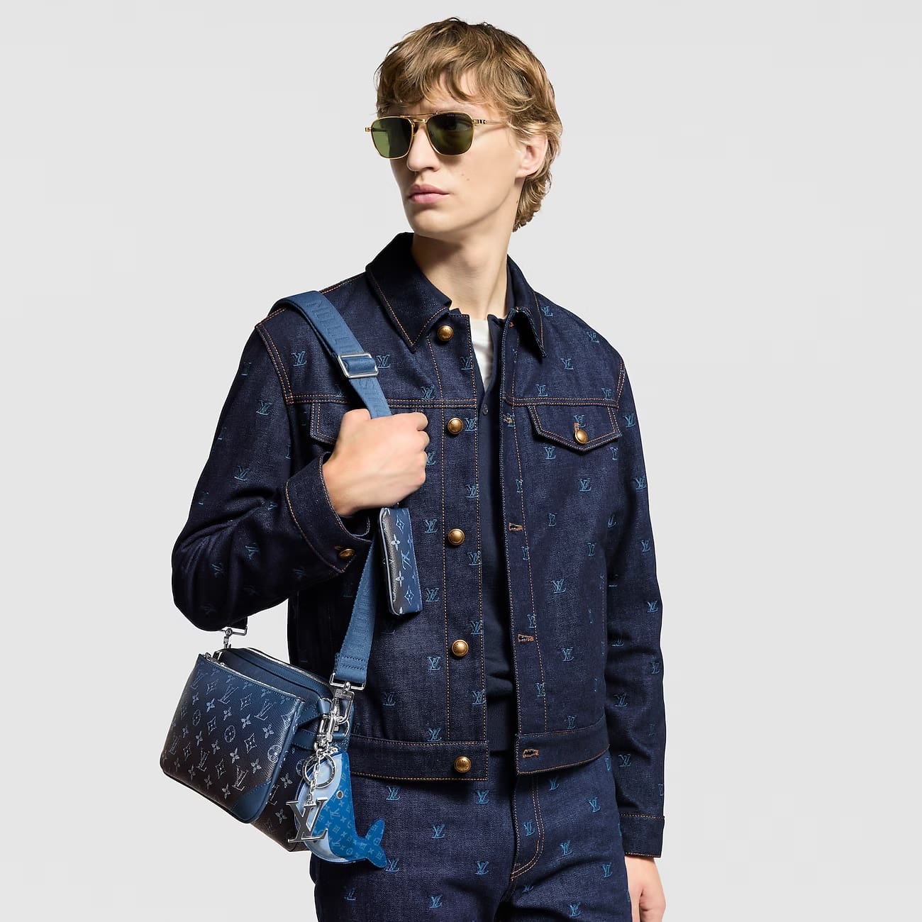 Louis Vuitton M11592 Trio Messenger - FrasersFashion