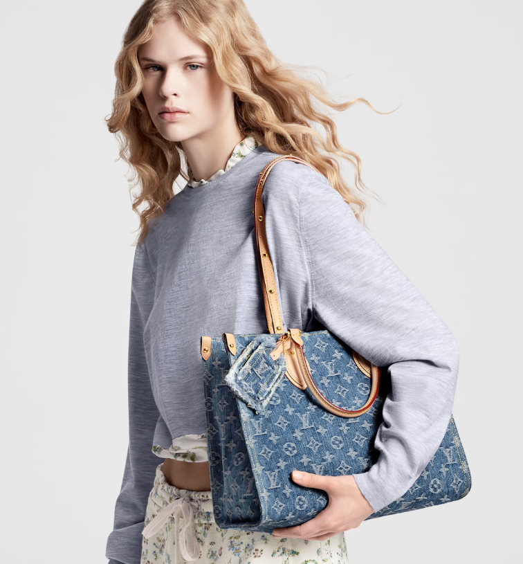 New LOUIS VUITTON Remix OnTheGo MM denim bag size: 35 x 27 x 14 cm - FrasersFashion