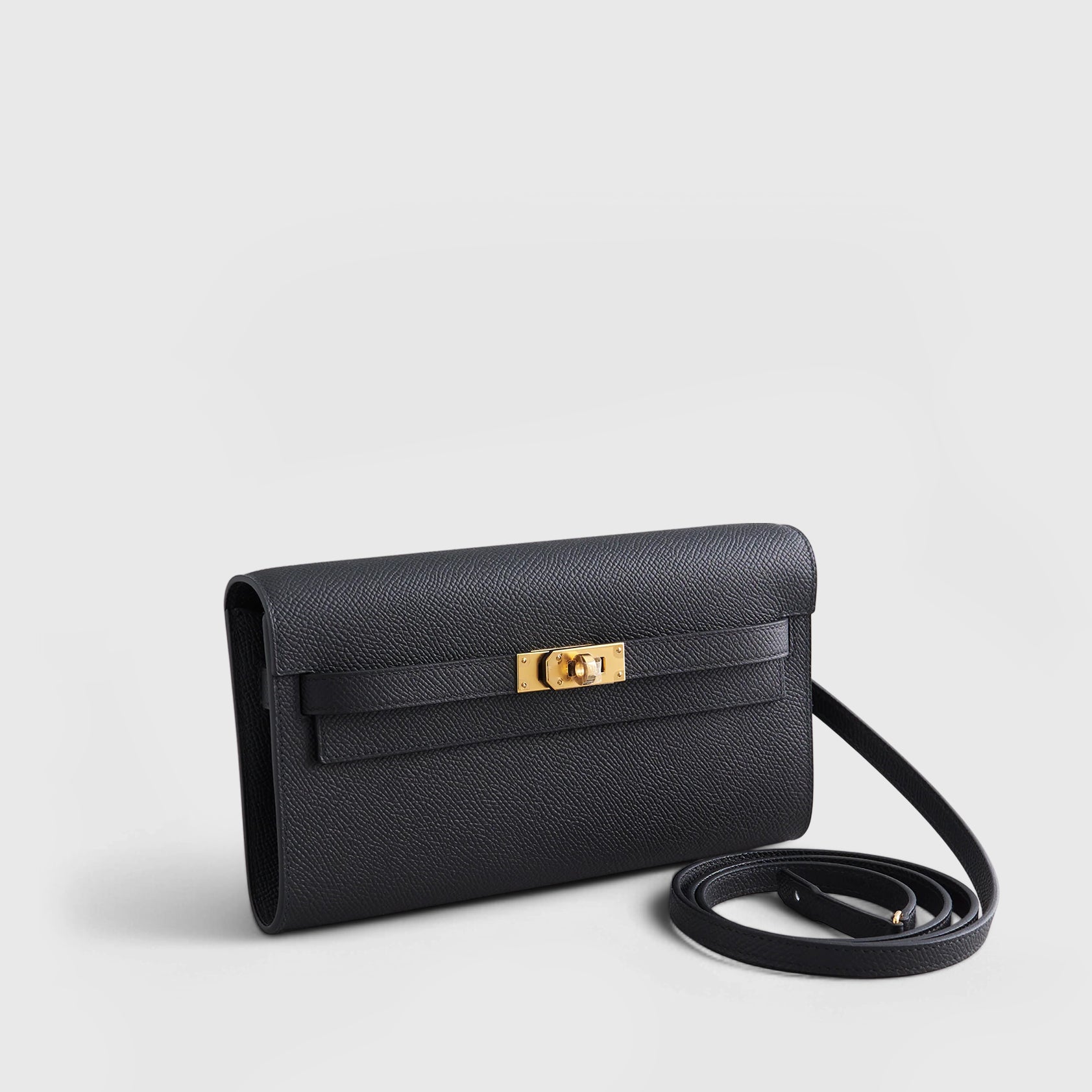 HERMES Kelly To Go Epsom Black Gold Hardware - FrasersFashion