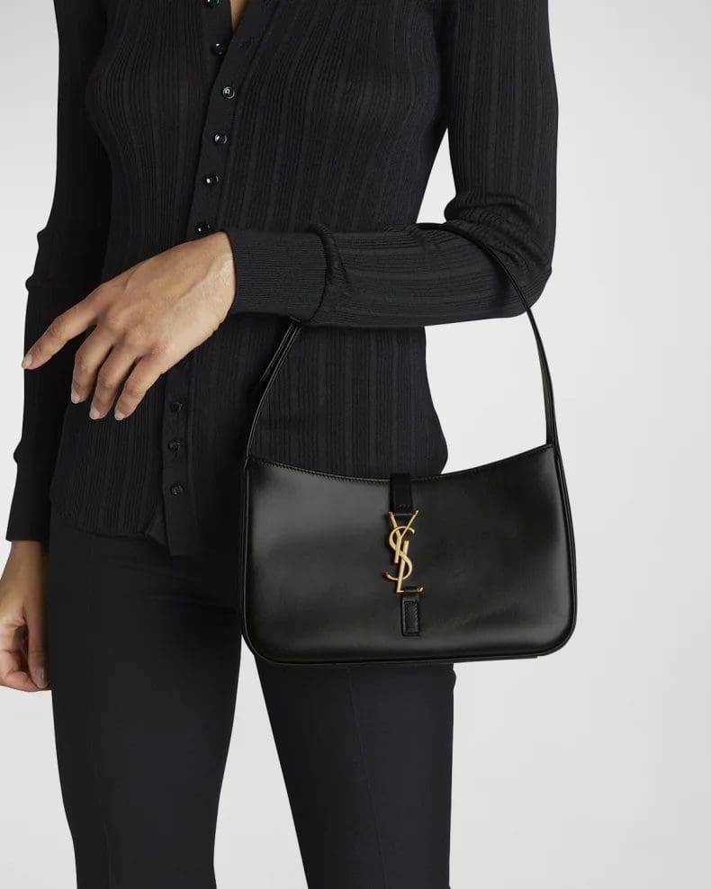 SAINT LAURENT LE 5 ?? 7 IN SMOOTH LEATHER - FrasersFashion