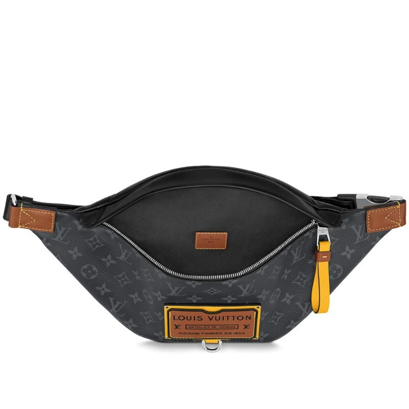 Louis Vuitton men bag M45220 Discovery - FrasersFashion