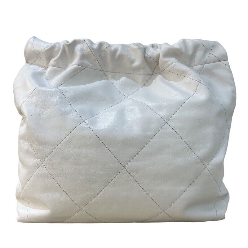 CHANEL 22 Shoulder Bag AS3260 Shoulder Bag - FrasersFashion