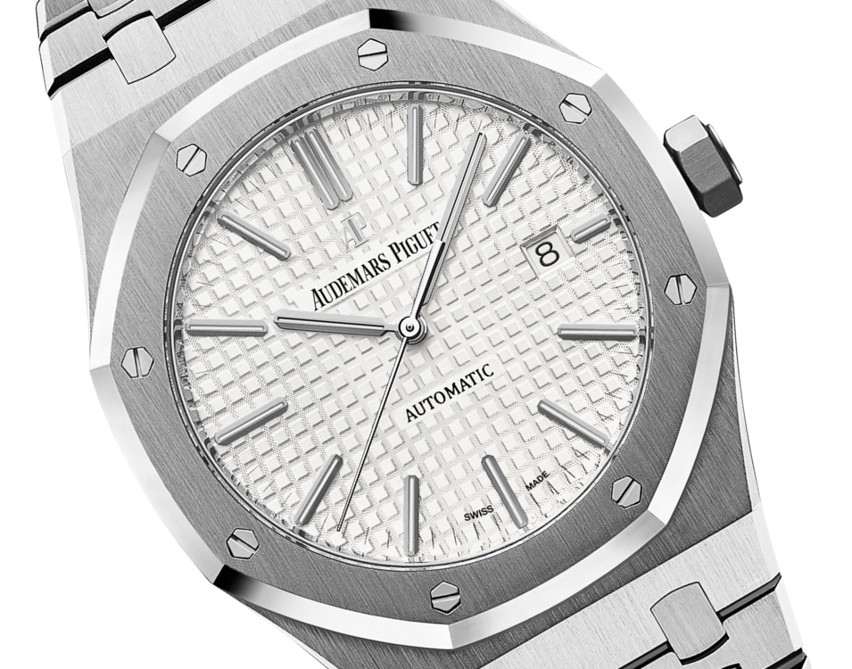 Audemars Piguet ROYAL OAK SELFWINDING Ref. 15400ST.OO.1220ST.02 - FrasersFashion
