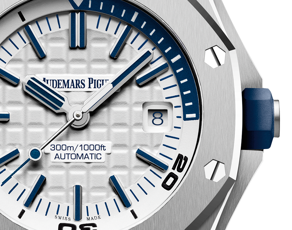 Audemars Piguet ROYAL OAK OFFSHORE DIVER Ref. 15710ST.OO.A010CA.01 - FrasersFashion