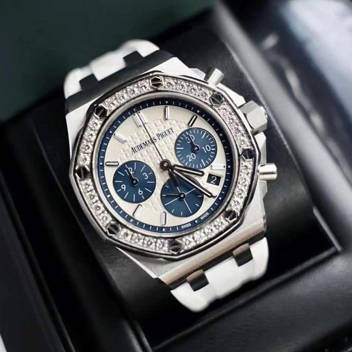 Audemars Piguet Royal Oak Offshore Automatic Chronograph Ref. 26231ST.ZZ.D010CA.01 - FrasersFashion