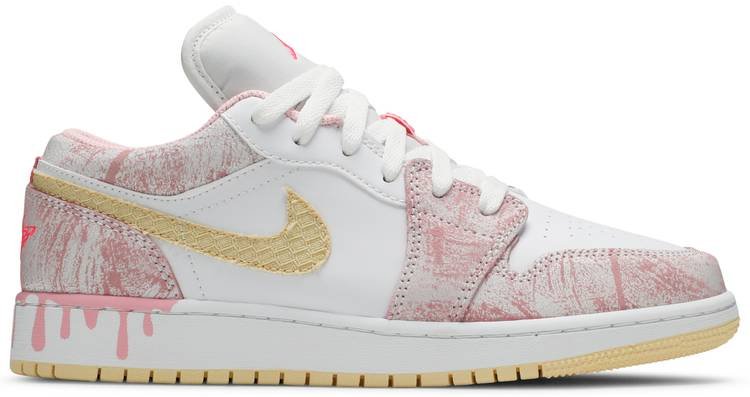 Air Jordan 1 Low GS  Strawberry Ice Cream  CW7104-601 - FrasersFashion