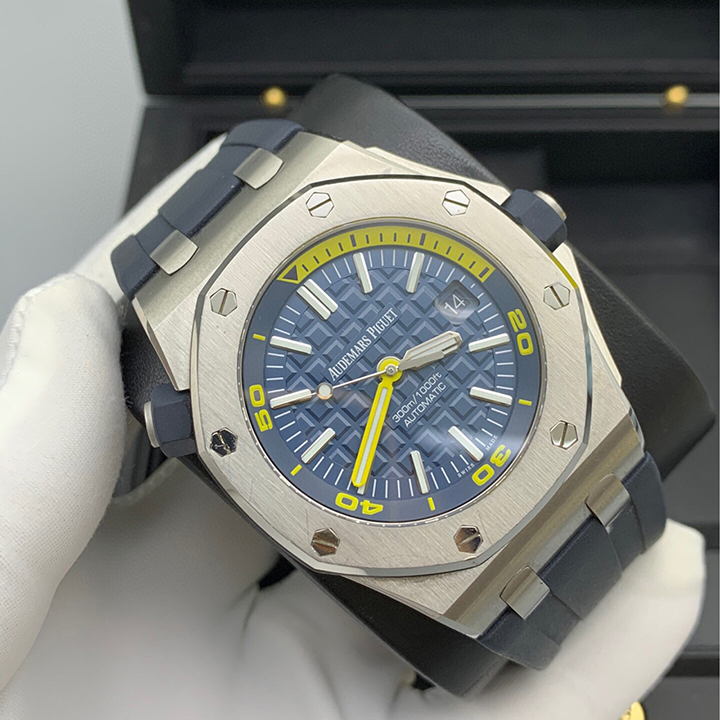 Audemars Piguet ROYAL OAK OFFSHORE DIVER SPECIAL EDITION Ref. 15710ST.OO.A027CA.01 - FrasersFashion