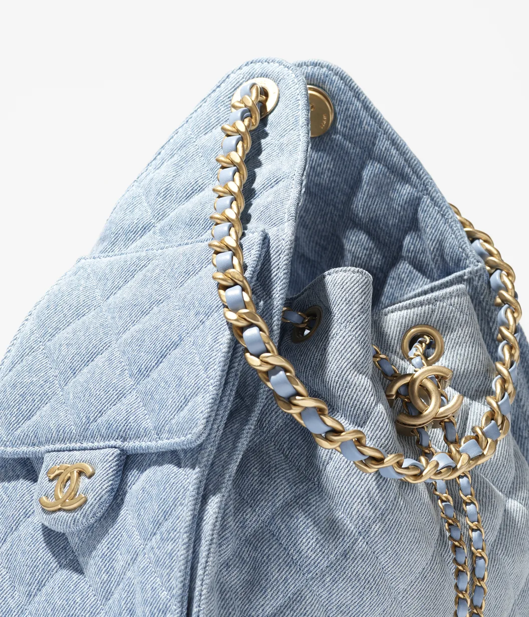 CHANEL 25 Small Handbag Washed Denim & Gold-Tone Metal - FrasersFashion