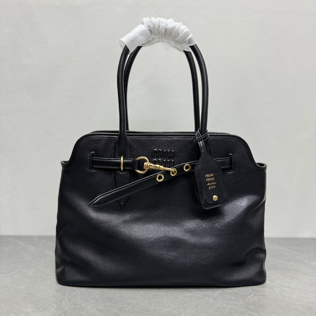 MIUMIU Medium Aventure nappa leather Black - FrasersFashion