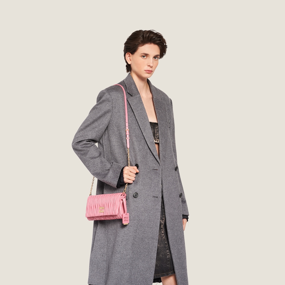 Matelassé nappa leather shoulder bag 22cm - FrasersFashion