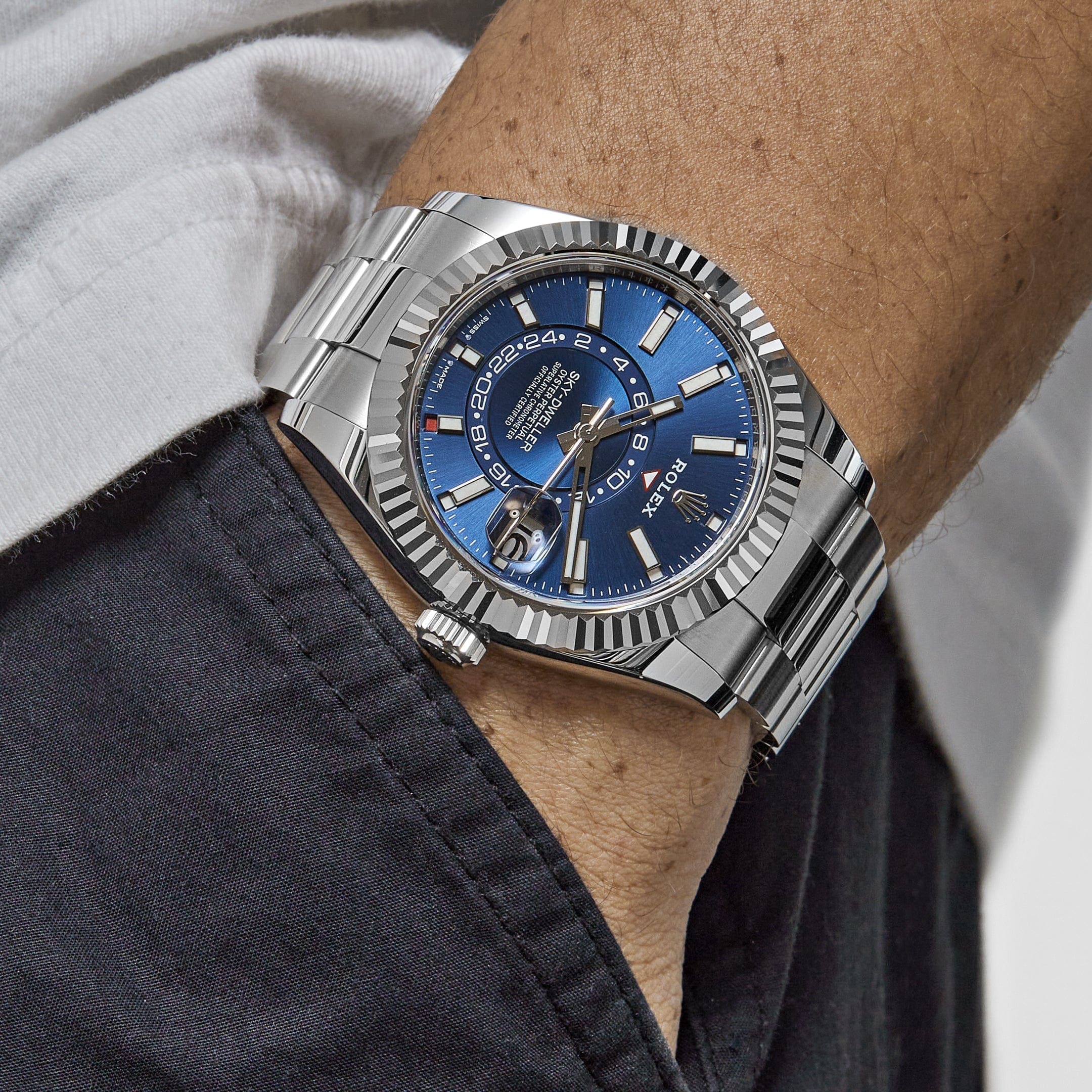 Rolex Sky-Dweller 336934 Stainless Steel Blue Dial Oyster (2024) - FrasersFashion