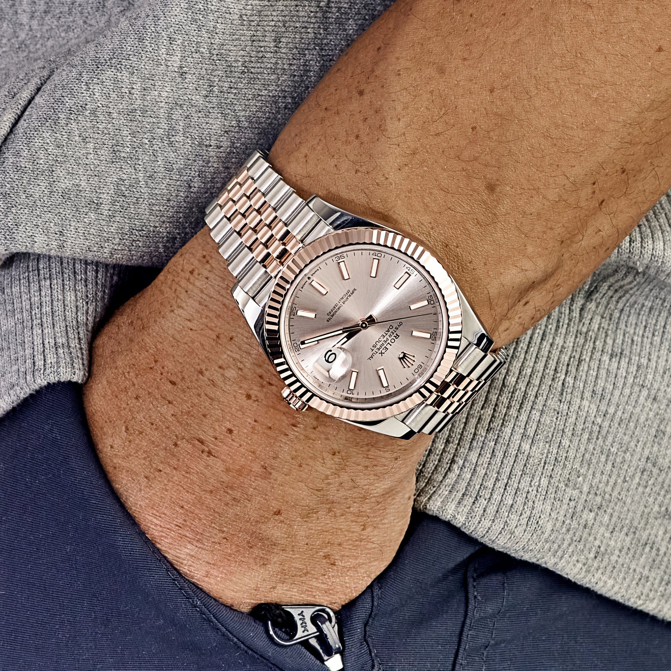 Rolex Datejust 41 126331 Rose Gold Stainless Steel Sundust Dial Jubilee (2024) - FrasersFashion