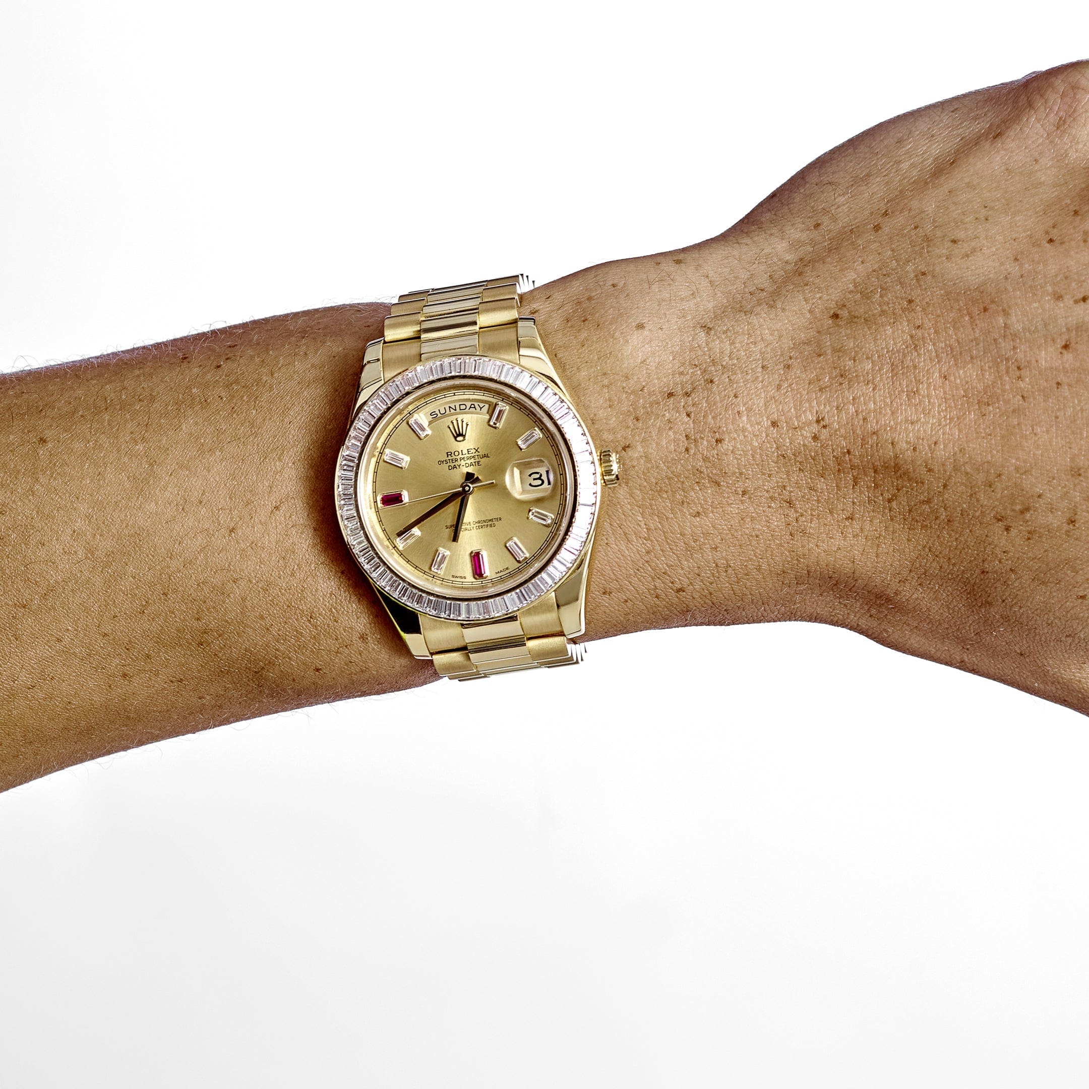 Rolex Day-Date II 218398 Yellow Gold Champagne Dial Diamond Bezel - FrasersFashion