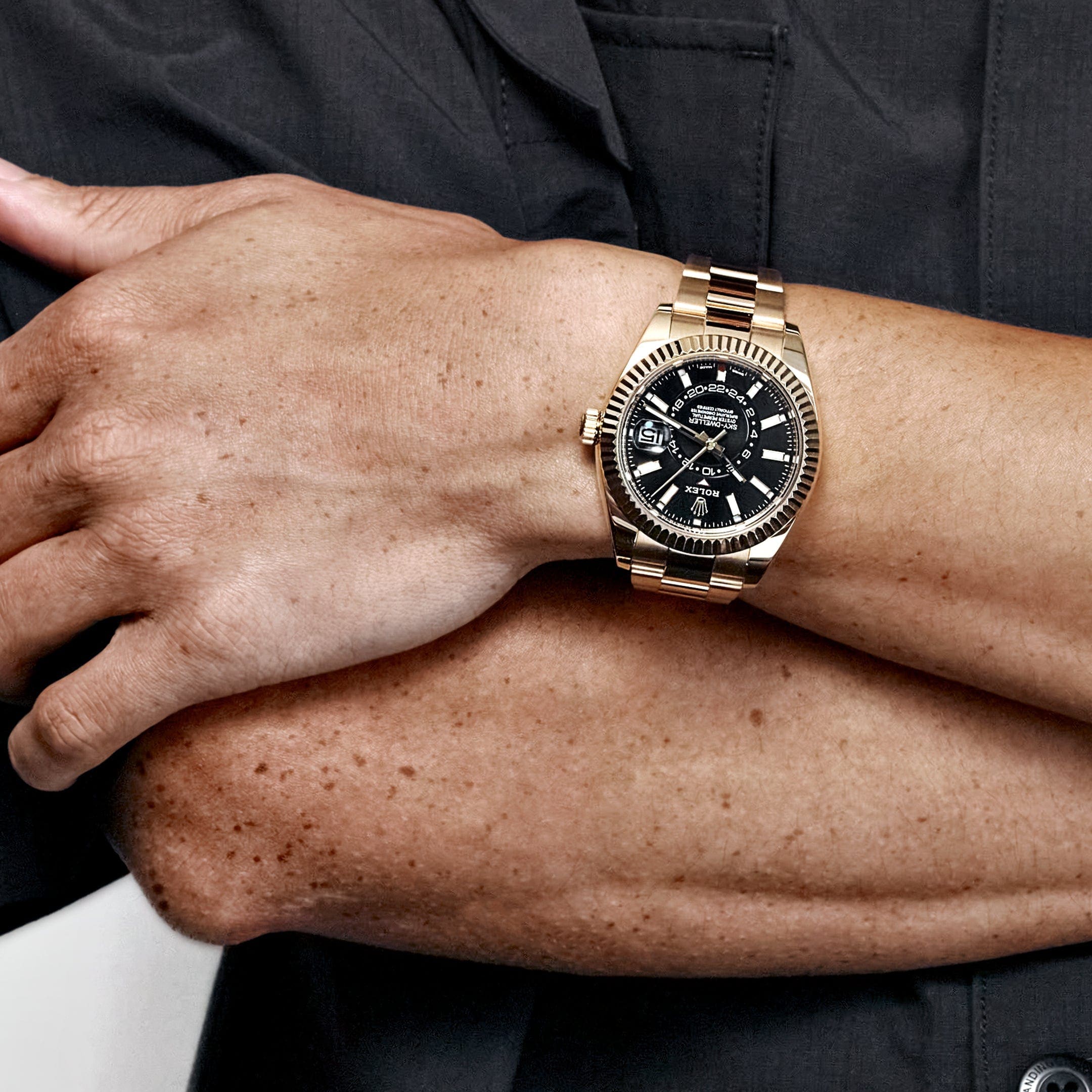 Rolex Sky-Dweller 326938 Yellow Gold Black Dial (2021) - FrasersFashion