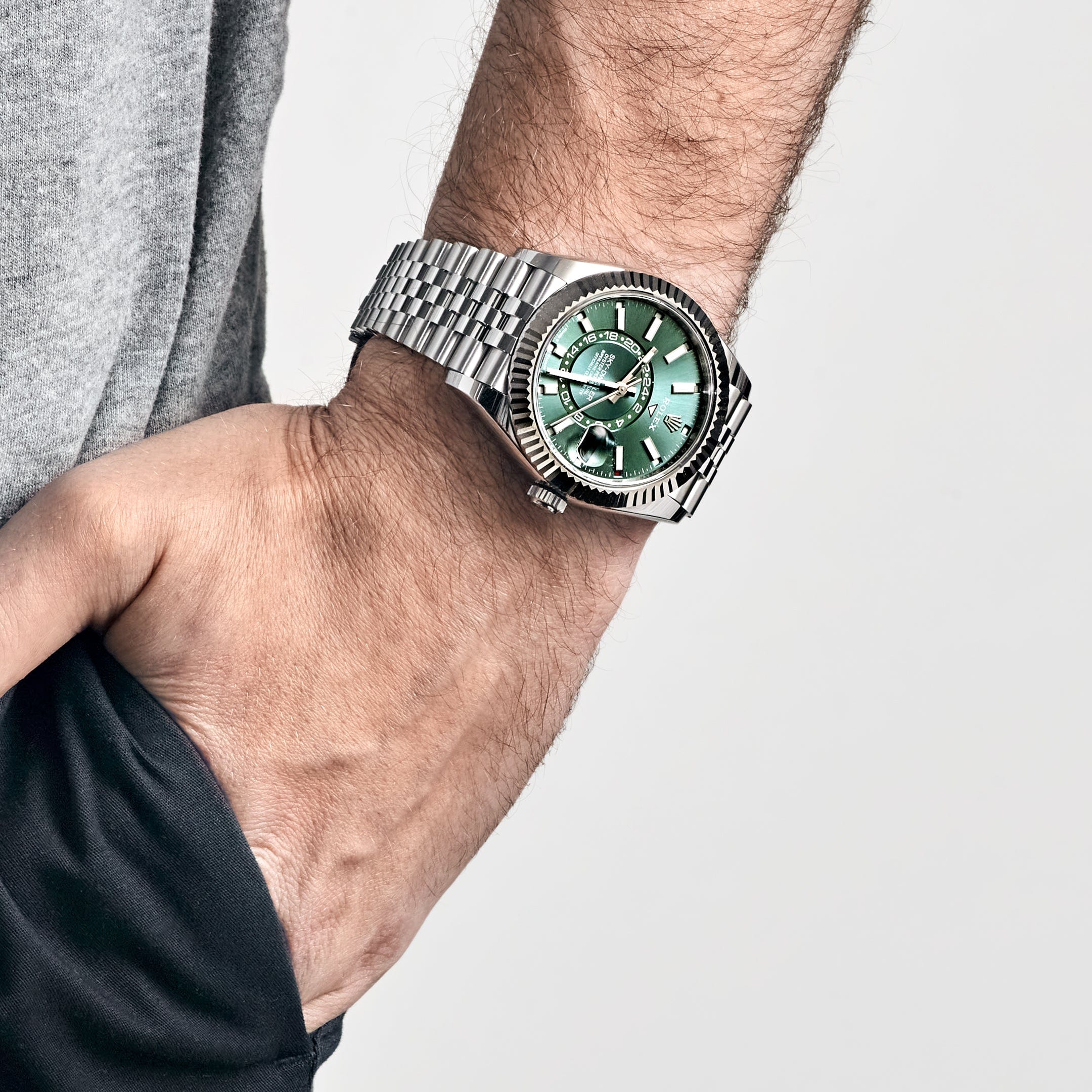 Rolex Sky-Dweller 336934 Stainless Steel Green Dial Jubilee (2025) - FrasersFashion