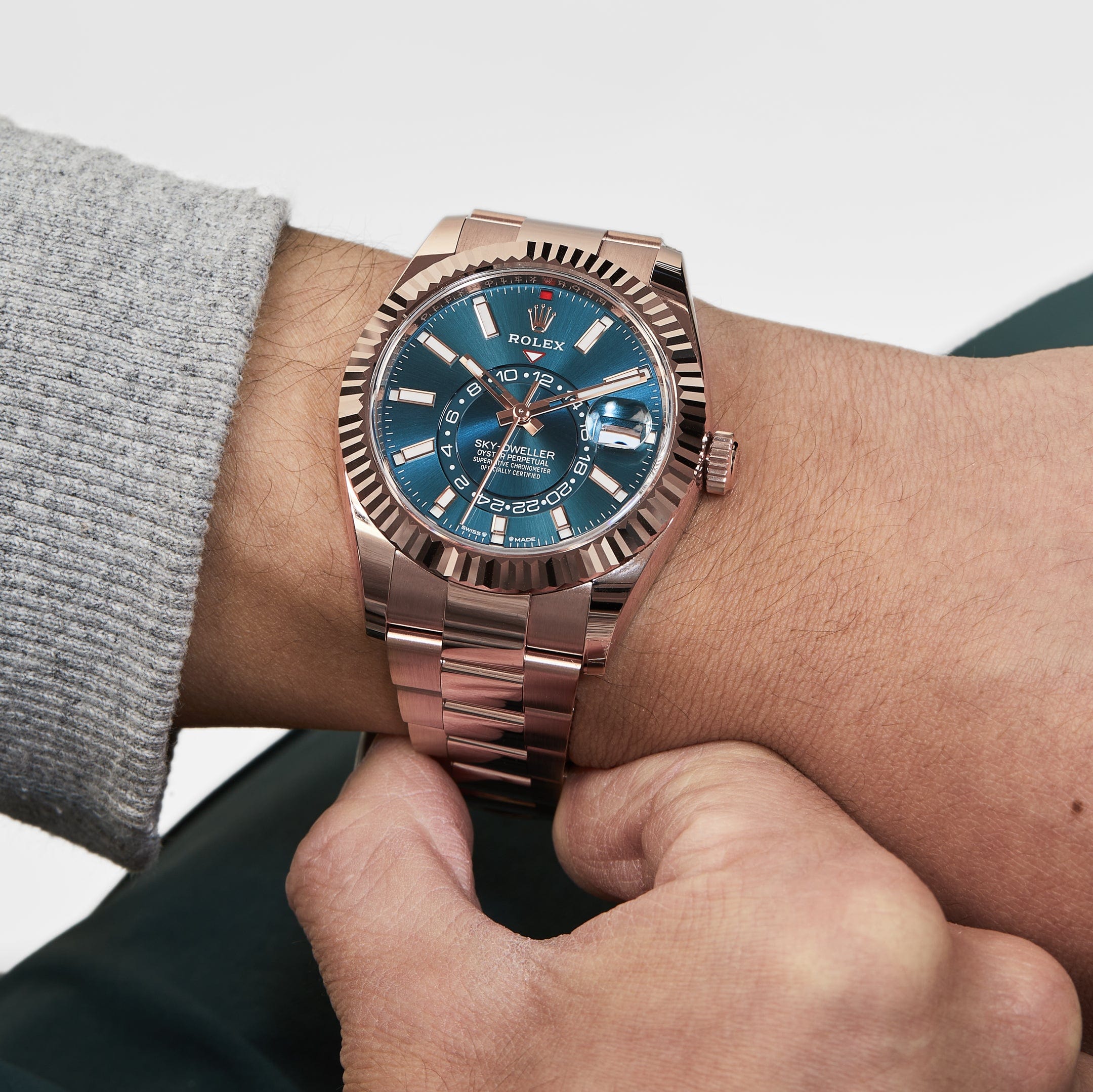 Rolex Sky-Dweller 336935 Rose Gold Blue Dial - FrasersFashion