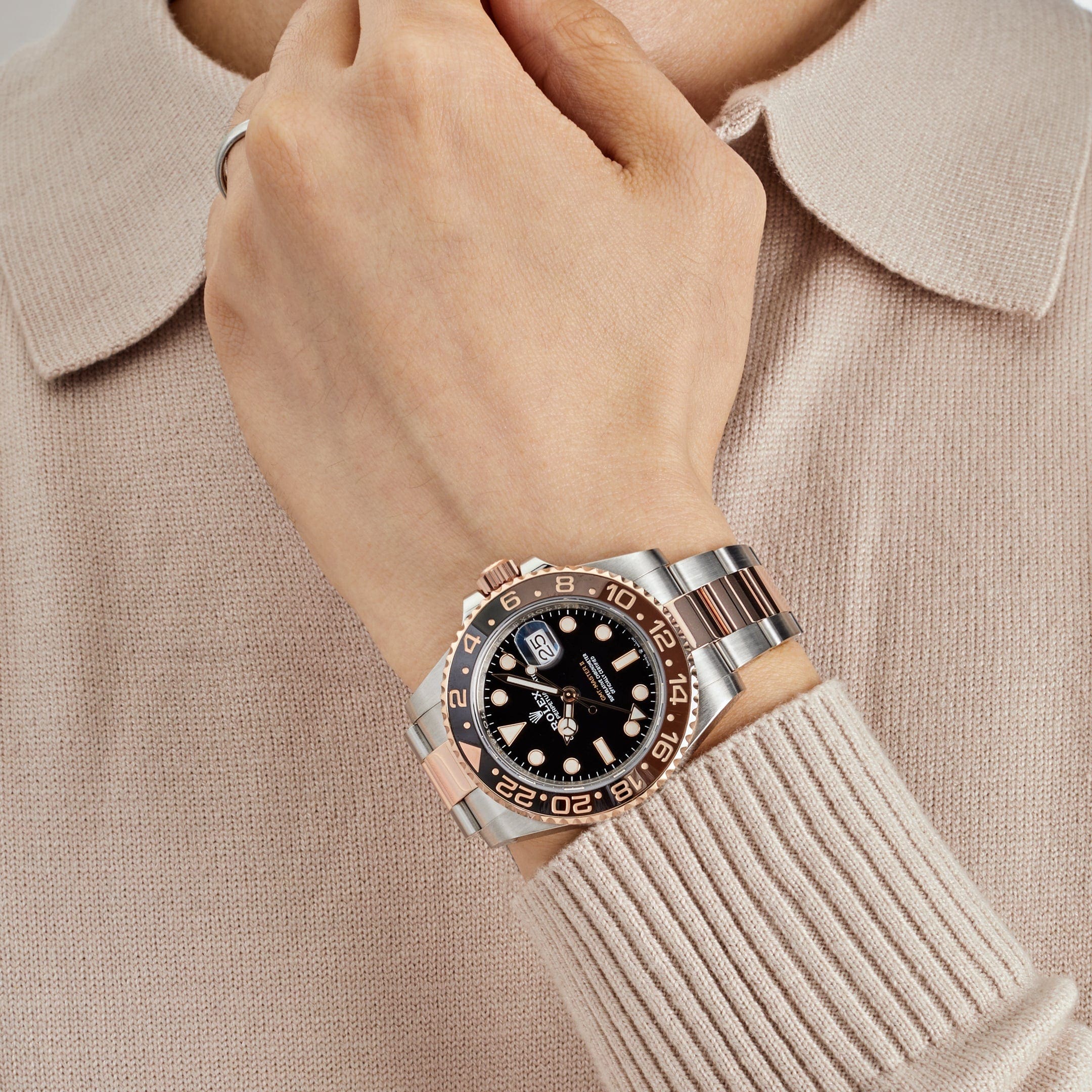Rolex GMT-Master II 126711CHNR ??Root Beer?? Rose Gold Stainless Black Dial (2023) - FrasersFashion