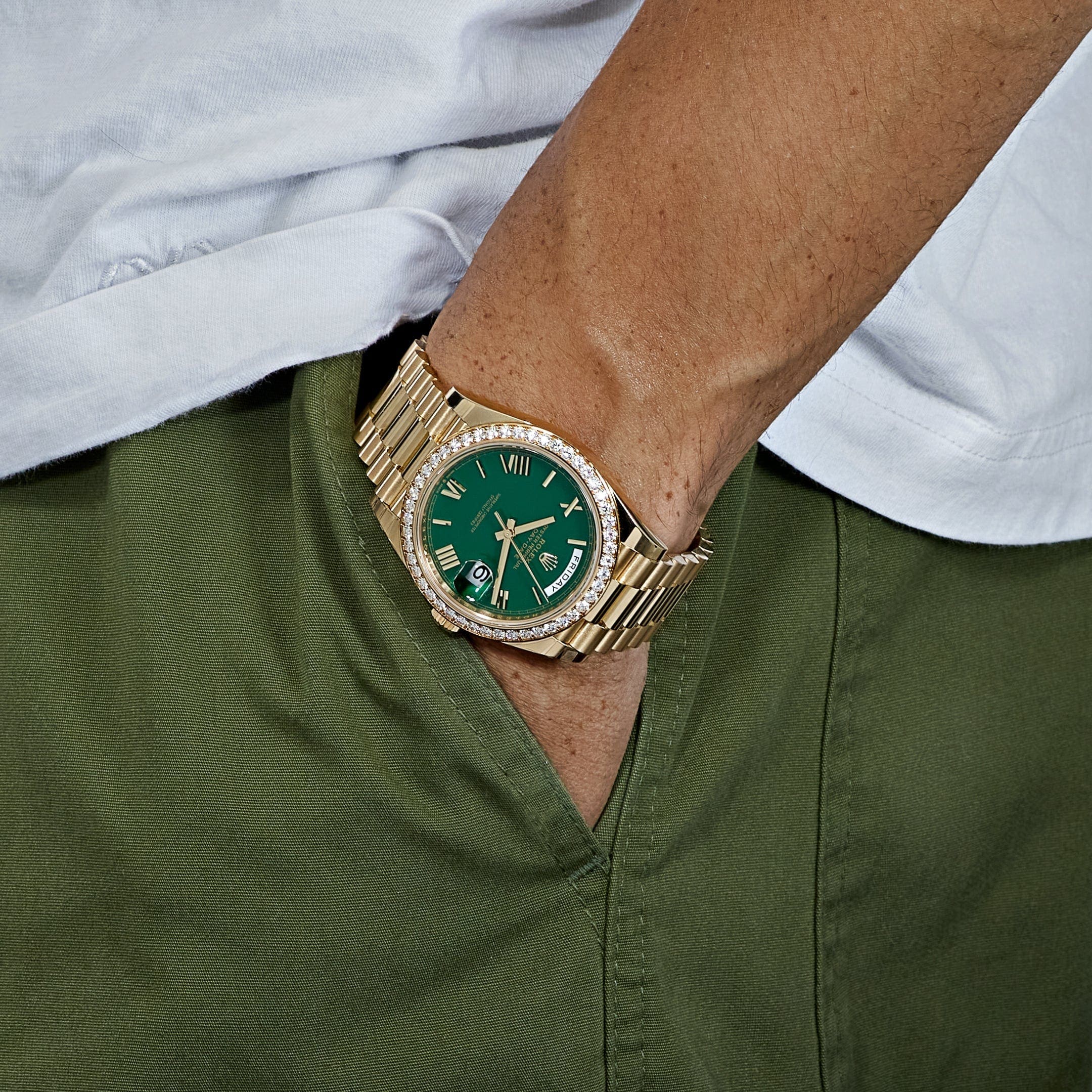 Rolex Day-Date 40 228348RBR Yellow Gold Green Roman Numeral Dial Diamond Bezel (2024) - FrasersFashion