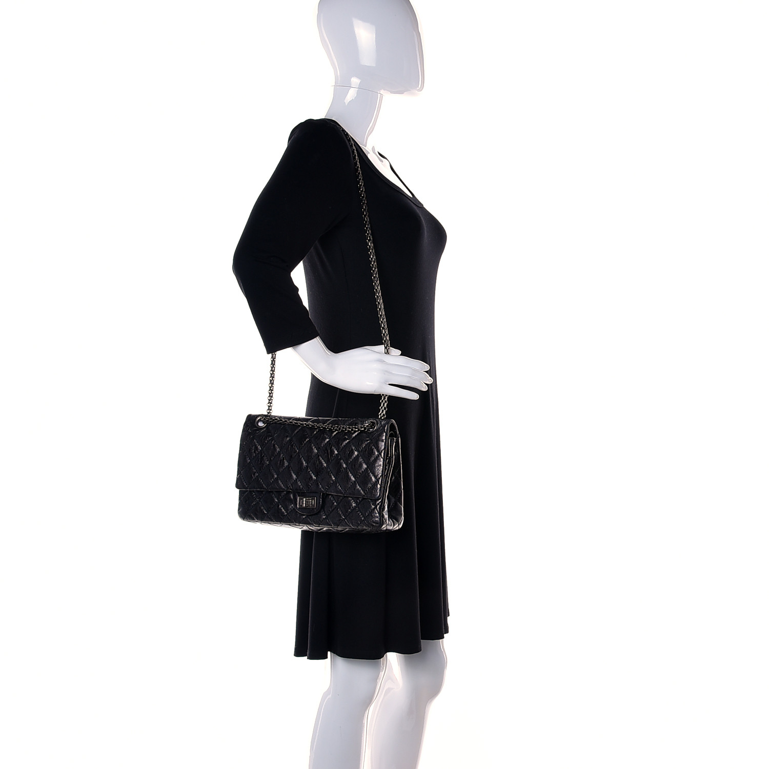 Aged Calfskin Quilted 2.55 Reissue 226 Flap Black - FrasersFashion