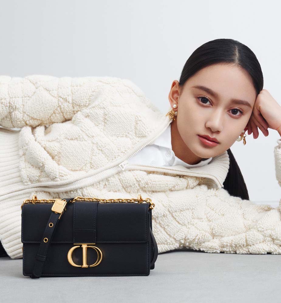 30 MONTAIGNE EAST-WEST BAG WITH CHAIN - FrasersFashion