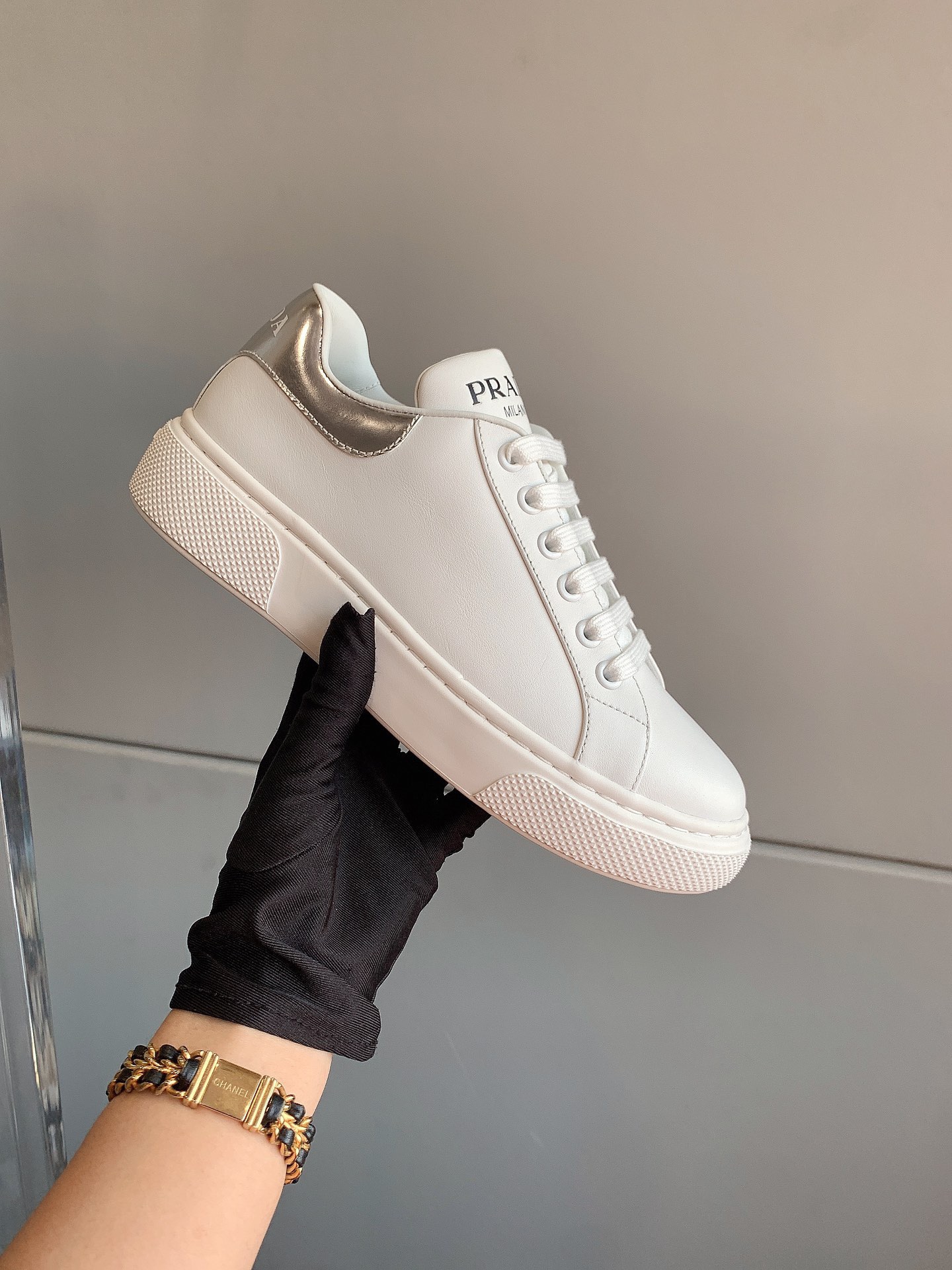 PRD classic silver tail couple white shoes 0724111112 - FrasersFashion